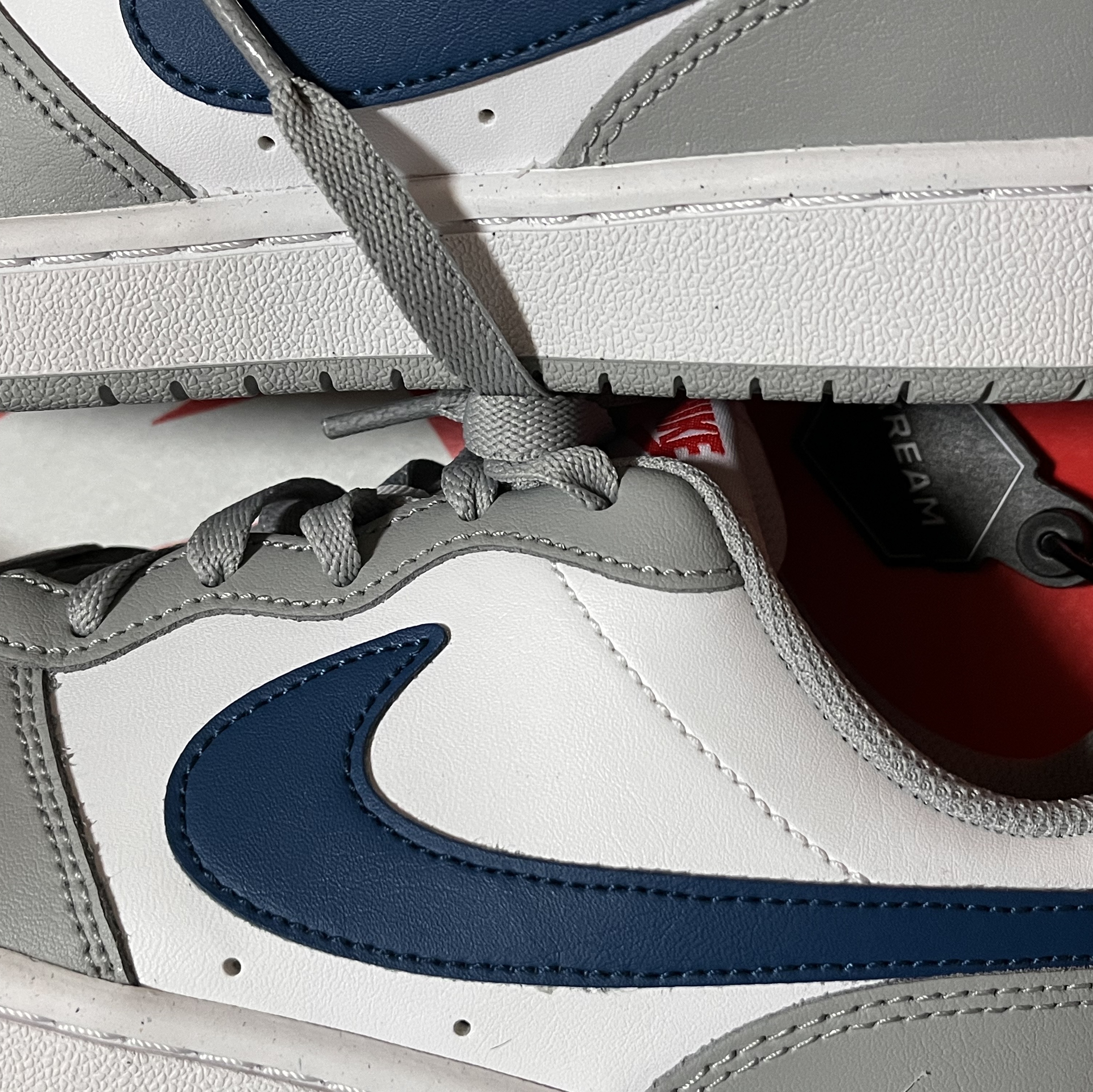 (GS) Nike Court Borough Low 2 Light Smoke Grey 착용 스타일