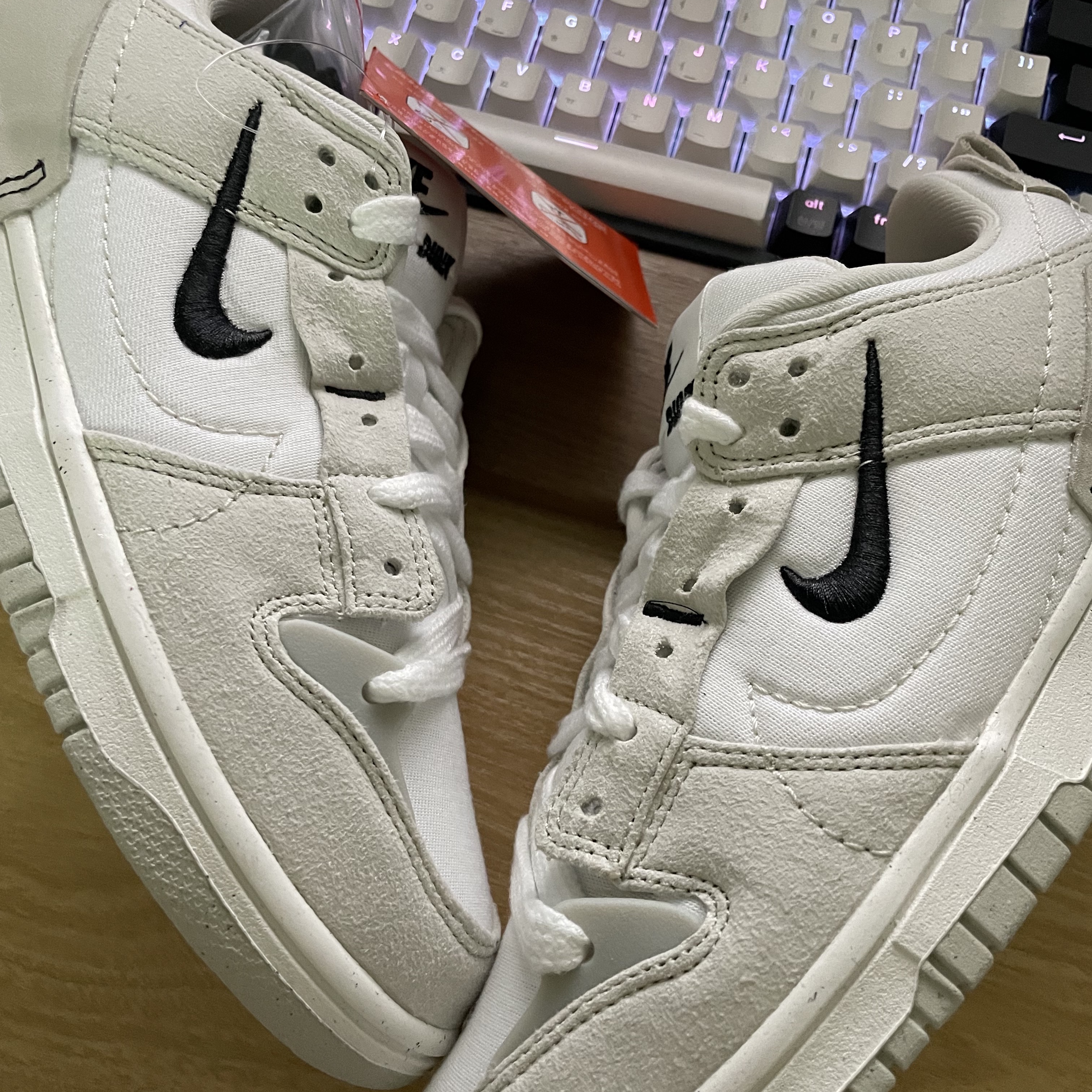 (W) Nike Dunk Low Disrupt 2 White Light Bone 착용 스타일
