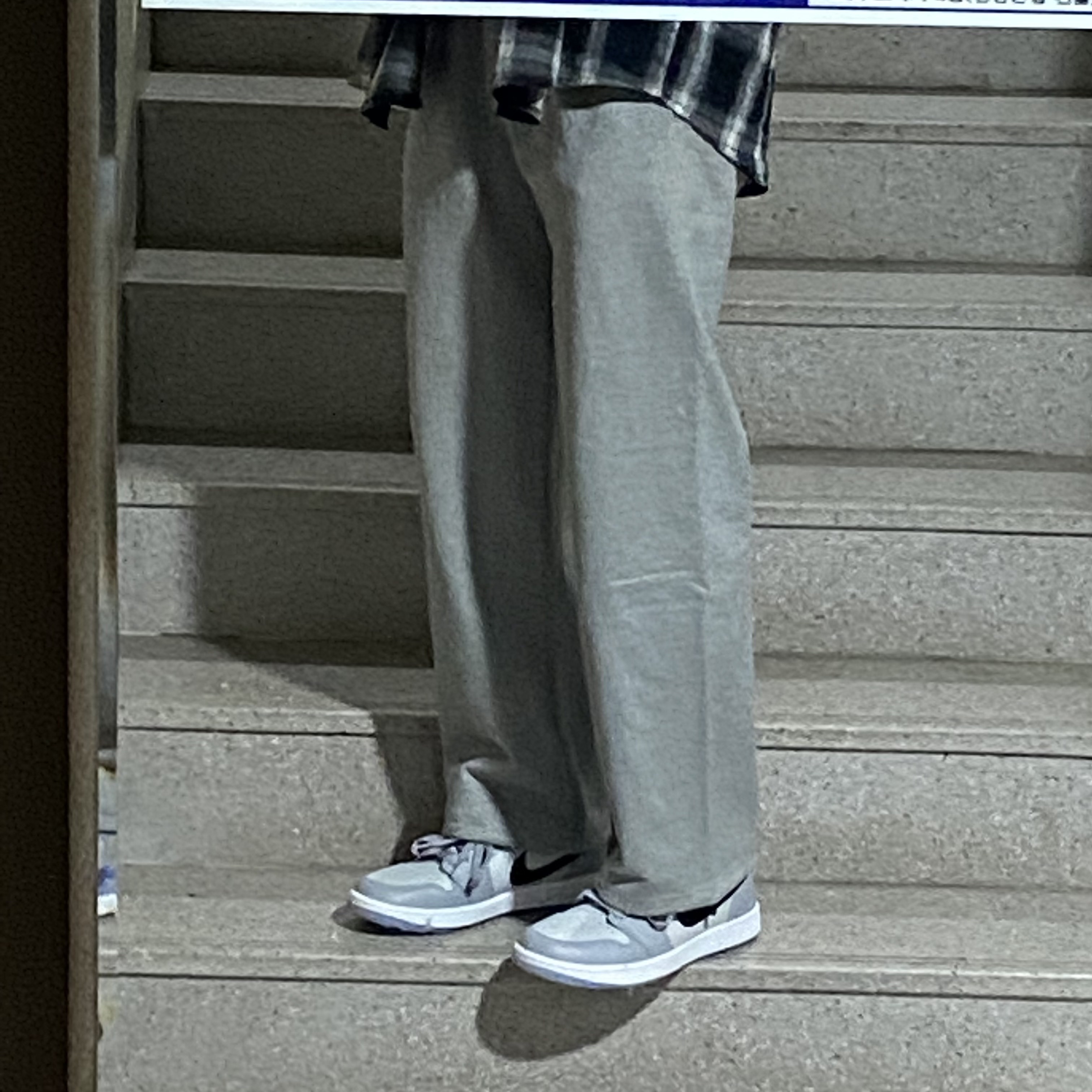 Jordan 1 Low Golf Wolf Grey 착용 스타일