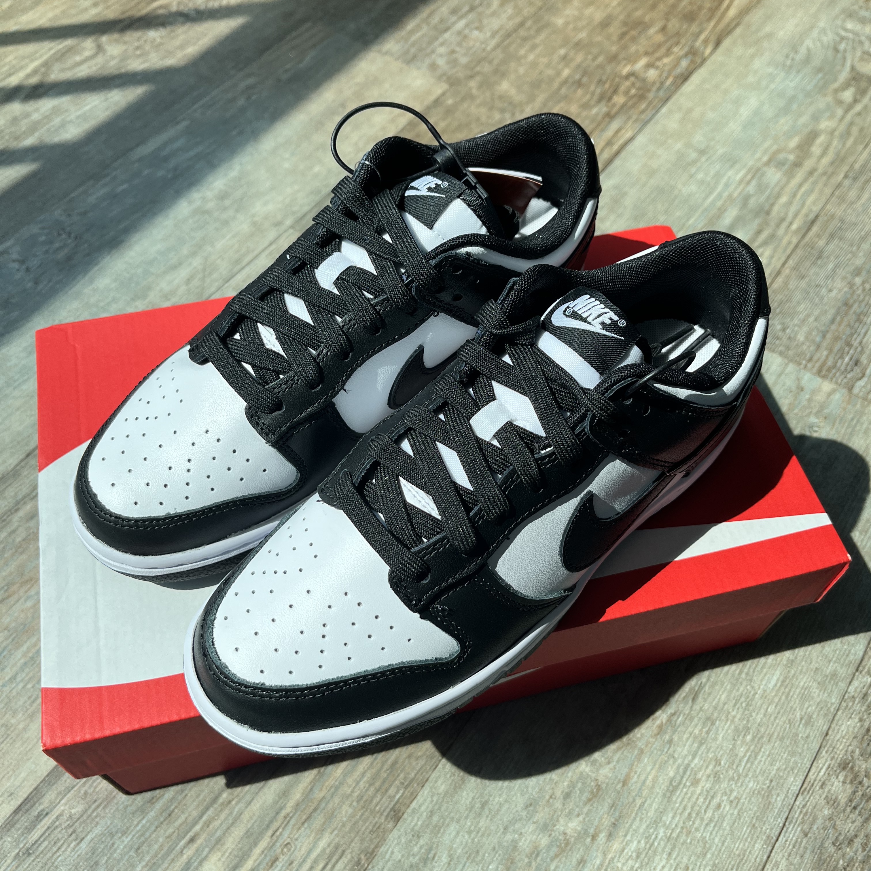 Nike Dunk Low Retro Black 착용 스타일