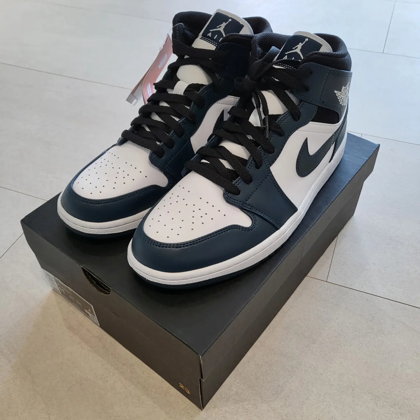 Jordan 1 Mid Dark Teal 착용 스타일 - 2