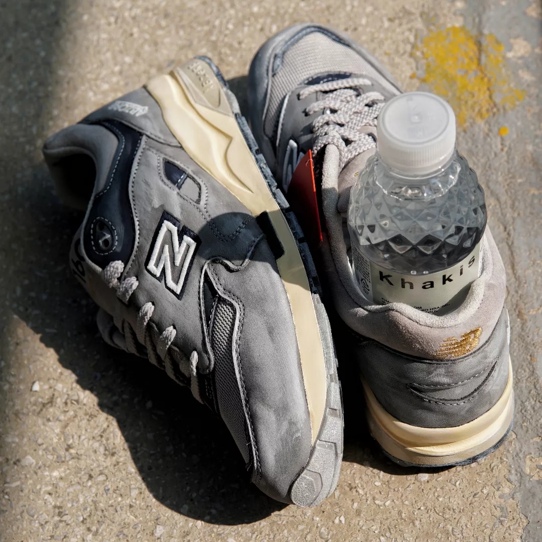 New Balance 1600 Premium Vintage Grey 착용 스타일 - 2