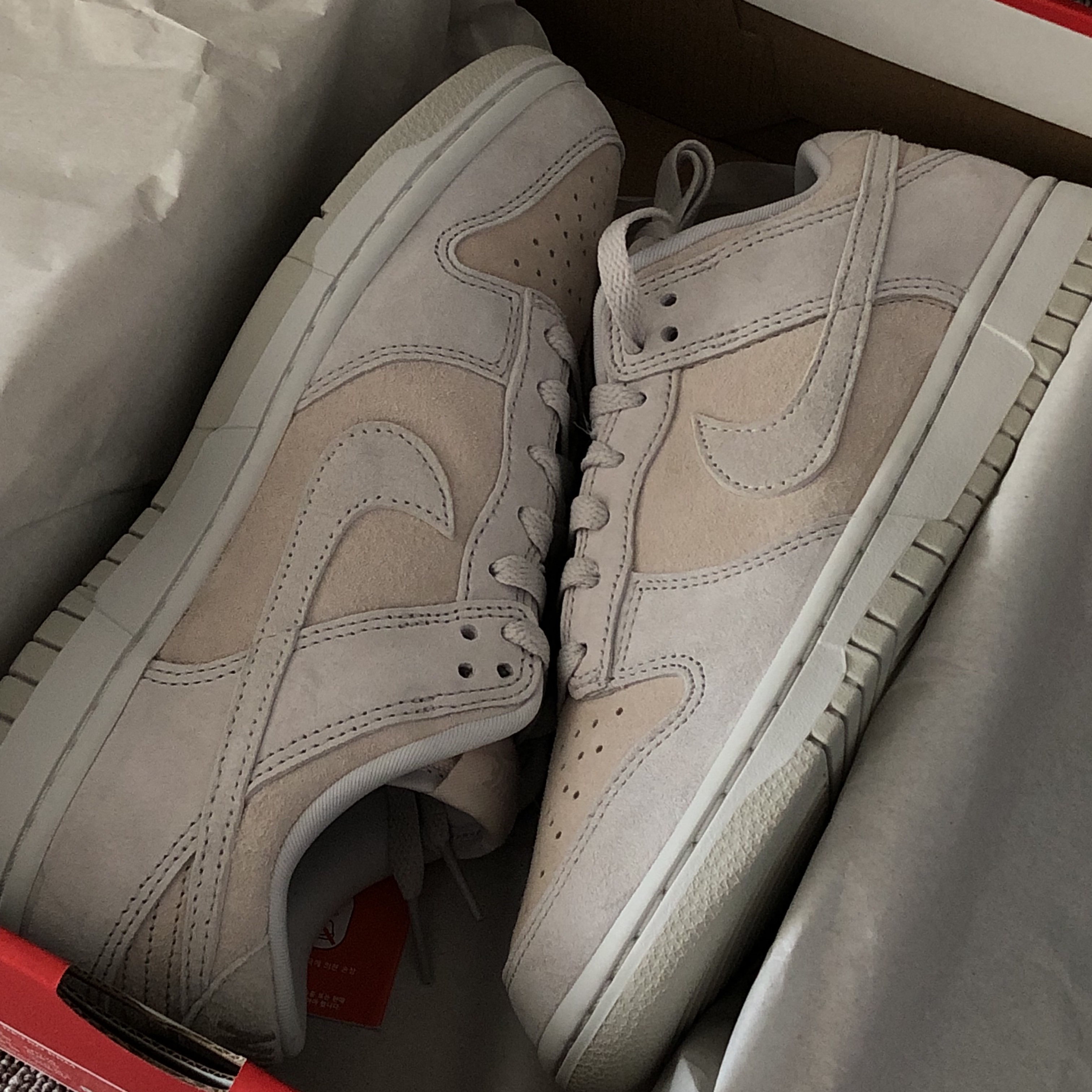 Nike Dunk Low Retro PRM Vast Grey 착용 스타일