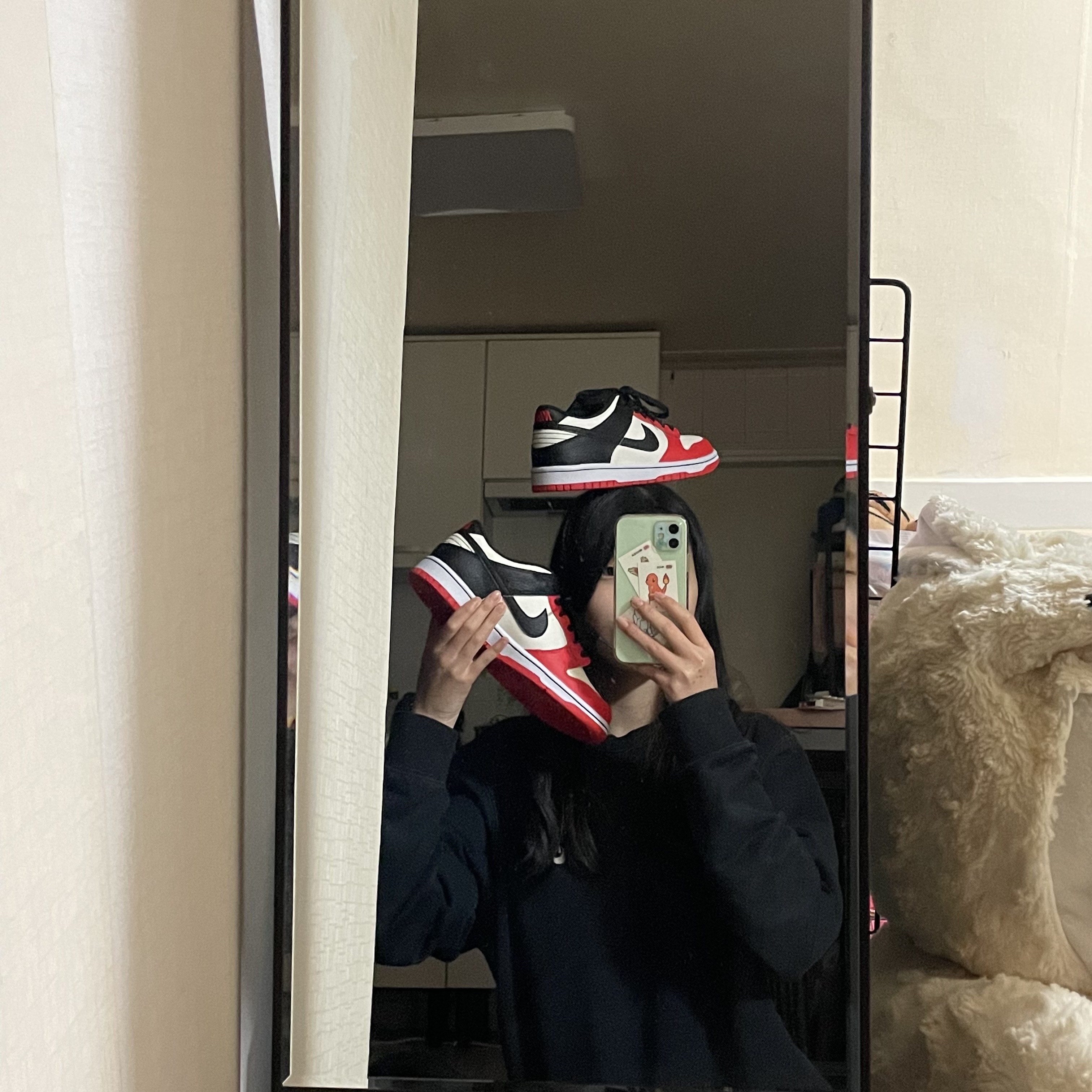 Nike x NBA Dunk Low Retro EMB Black and Chile Red, (GS) Nike x NBA Dunk Low Black and Chile Red 착용 스타일 - 2