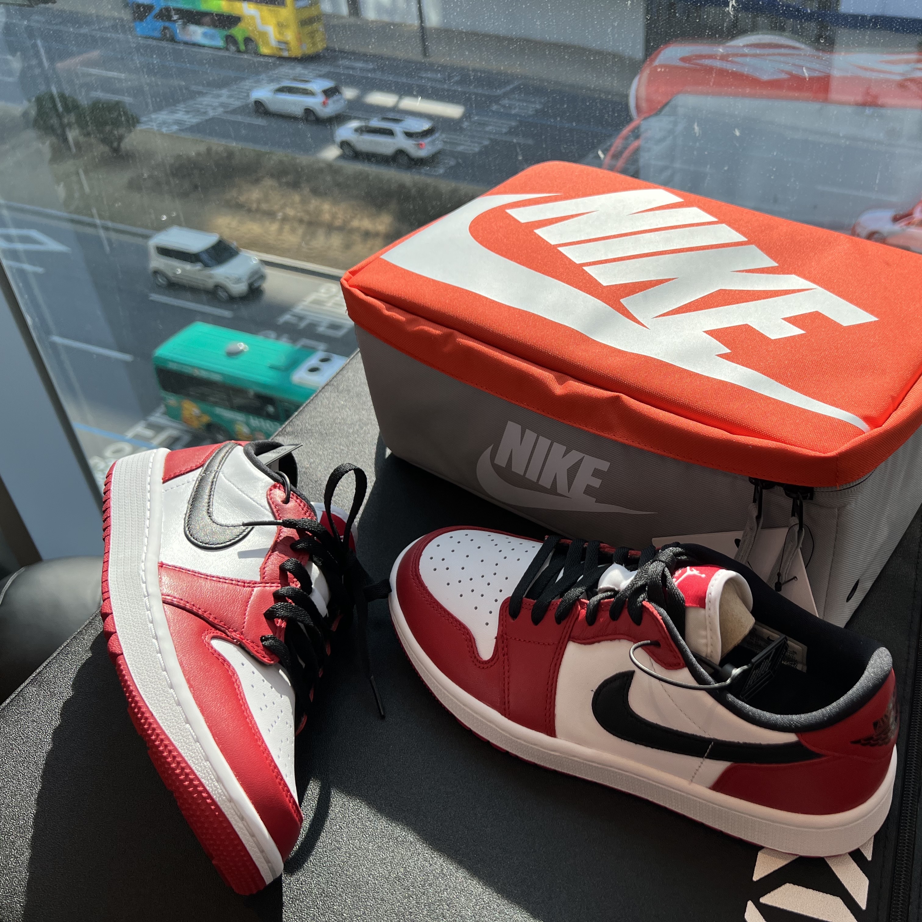 Jordan 1 Low Golf Chicago 착용 스타일 - 4
