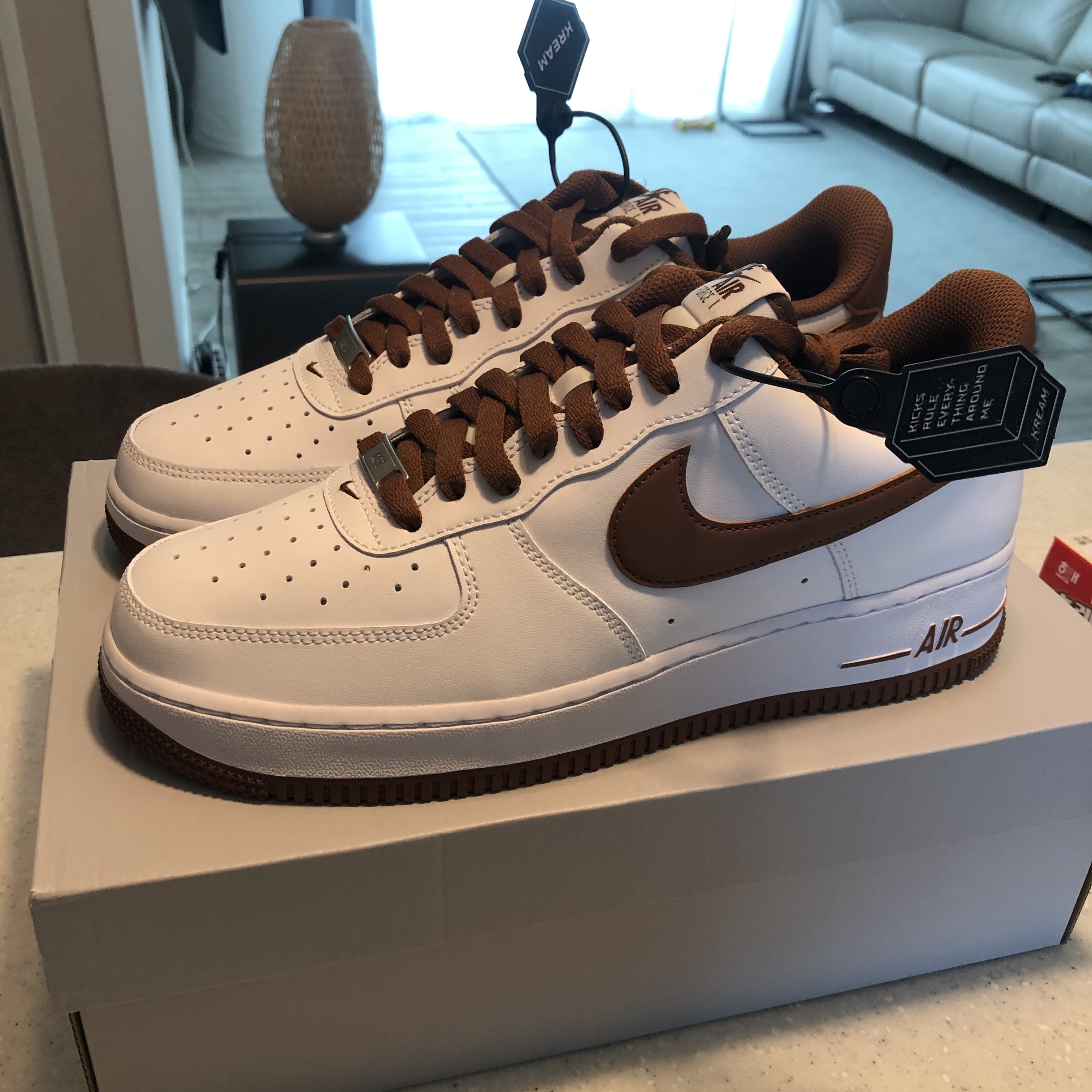 Nike Air Force 1 '07 Pecan 착용 스타일 - 2