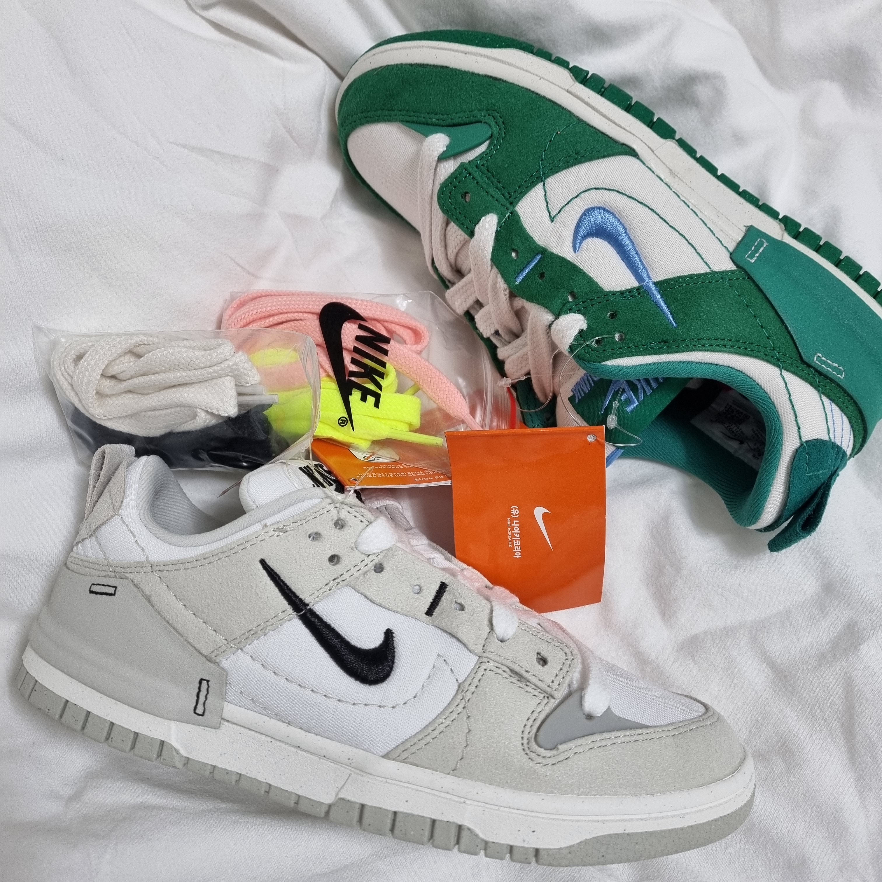(W) Nike Dunk Low Disrupt 2 White Light Bone, (W) Nike Dunk Low Disrupt 2 Phantom University Blue 착용 스타일