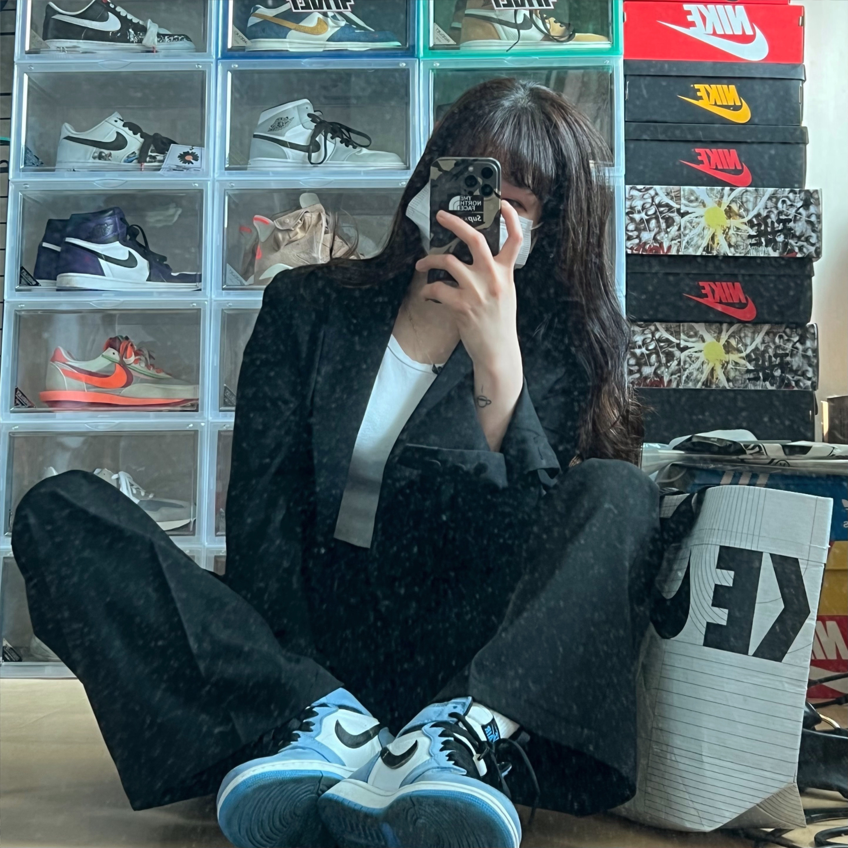 Jordan 1 Retro High OG University Blue 착용 스타일