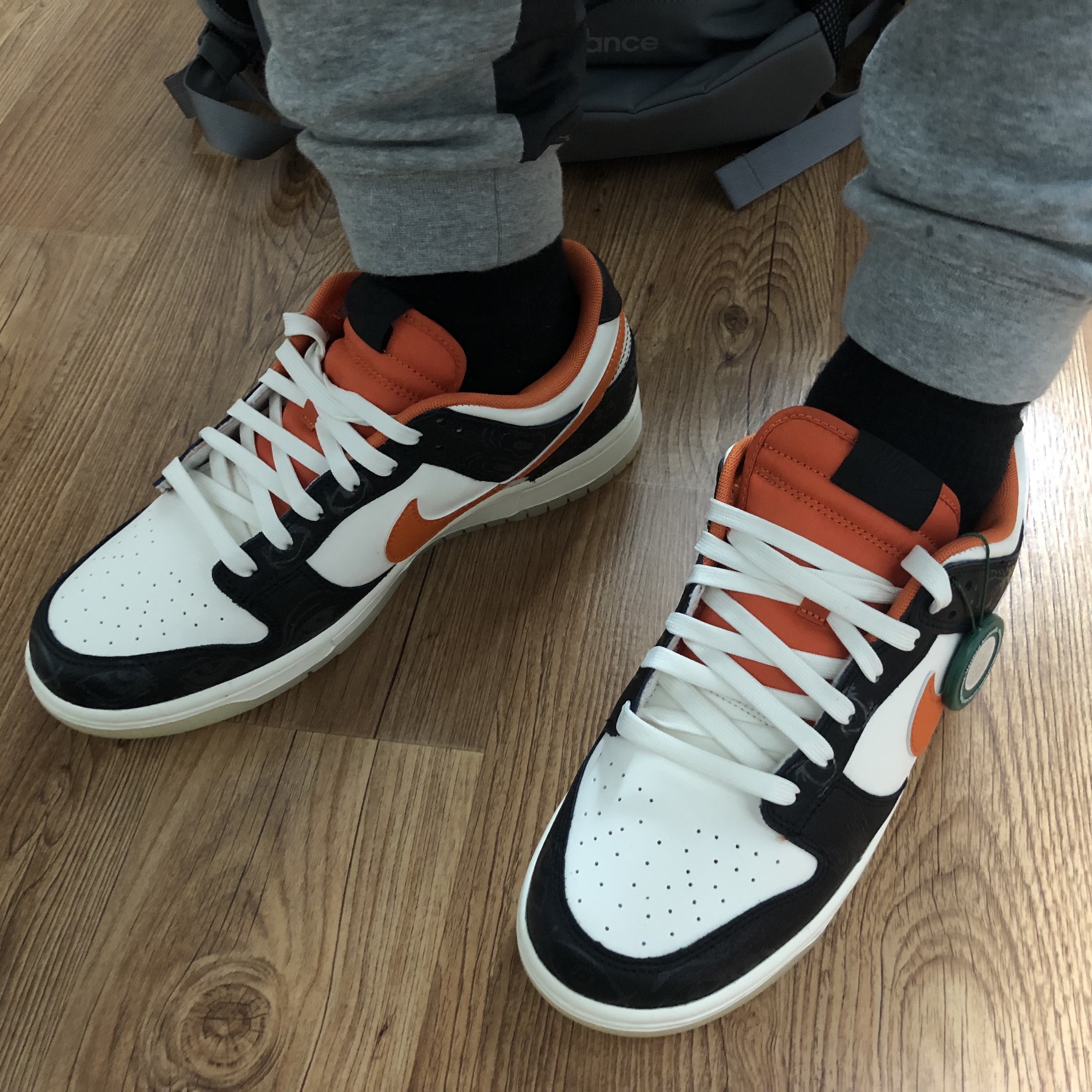 Nike Dunk Low Retro PRM Halloween 착용 스타일