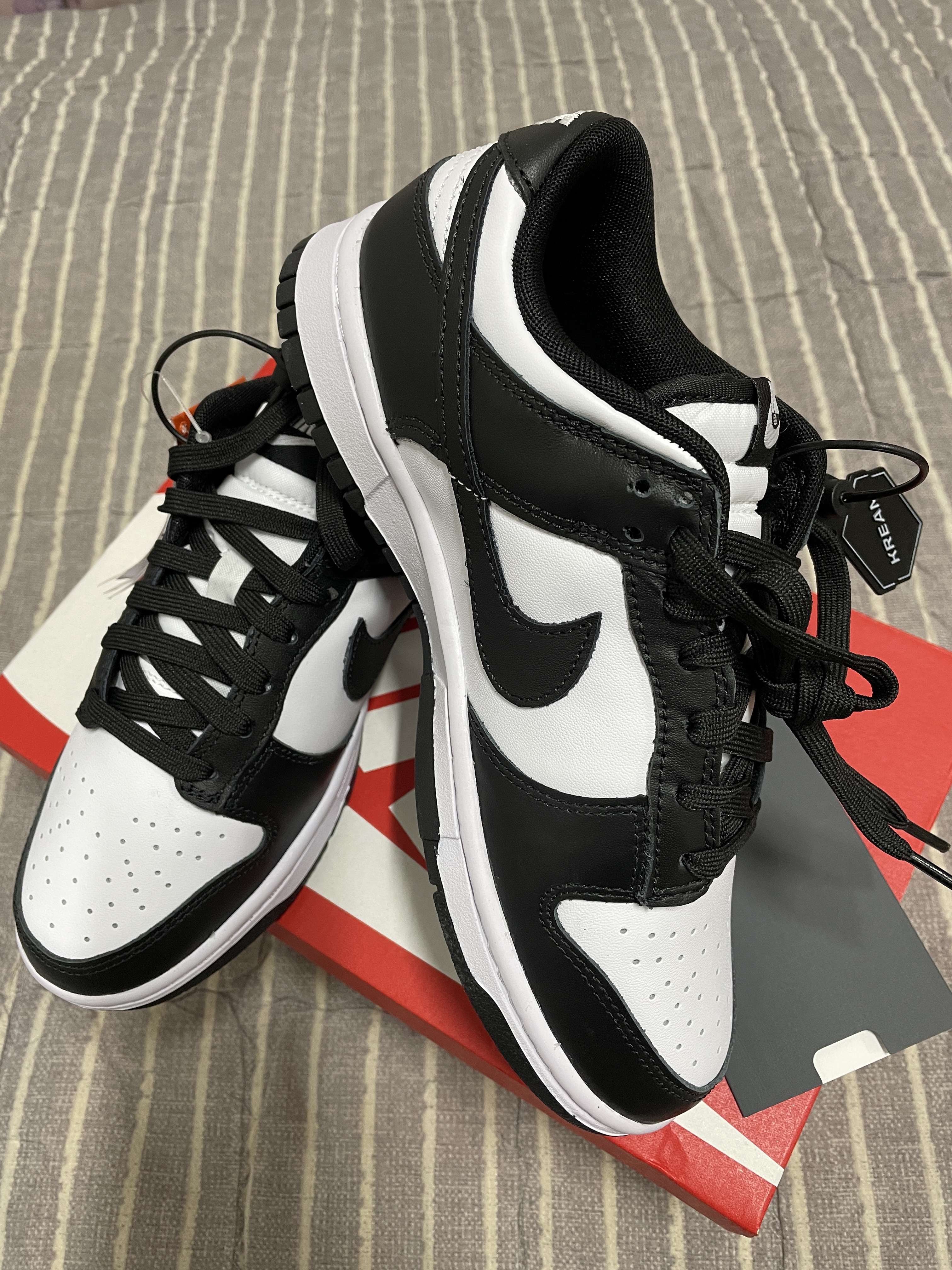 Nike Dunk Low Retro Black 착용 스타일 - 1