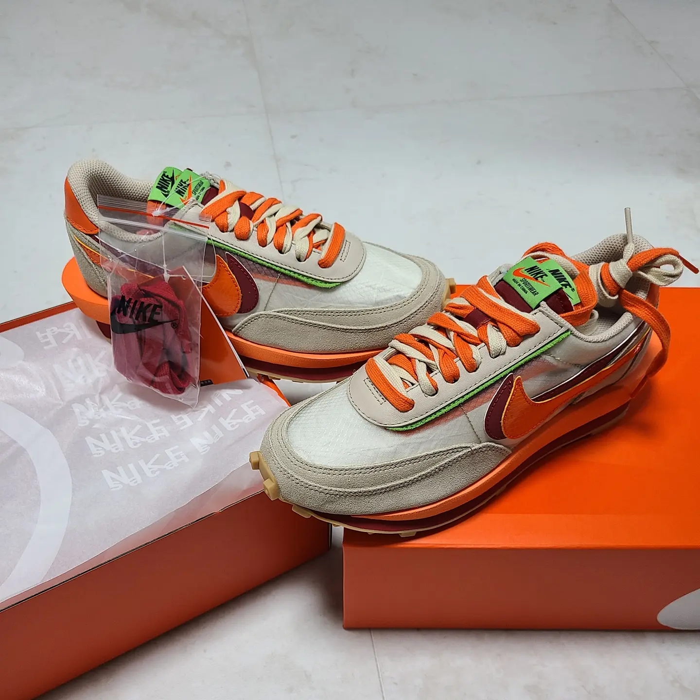 Nike x Sacai x Clot LDWaffle Orange Blaze 착용 스타일 - 2