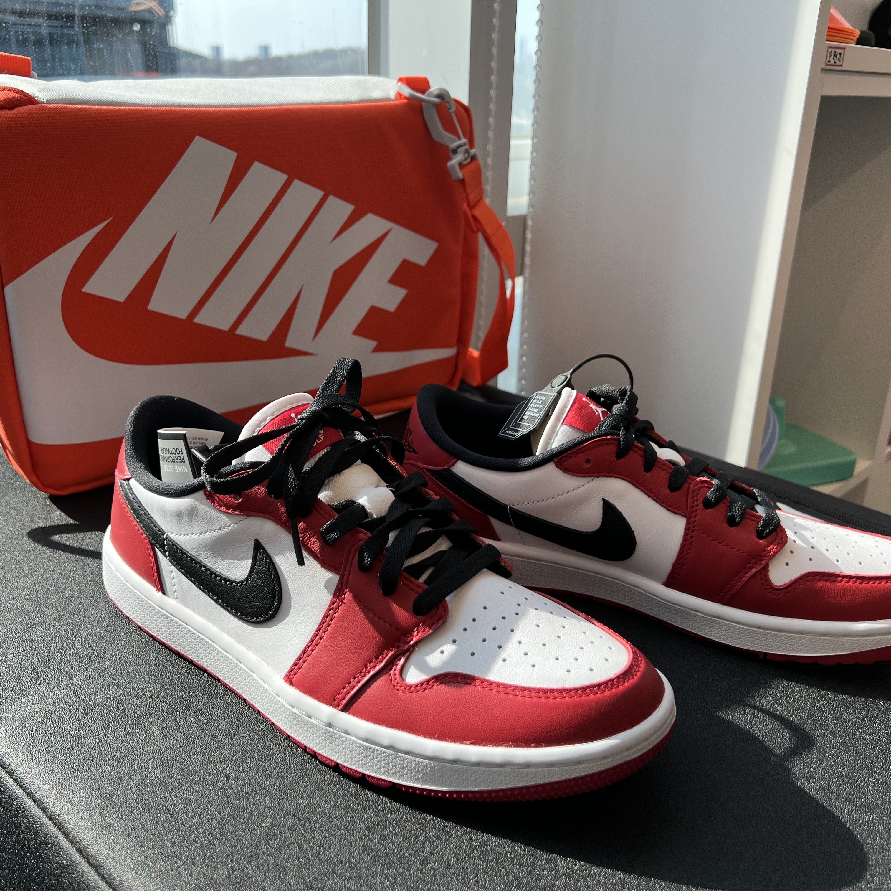 Jordan 1 Low Golf Chicago 착용 스타일 - 2