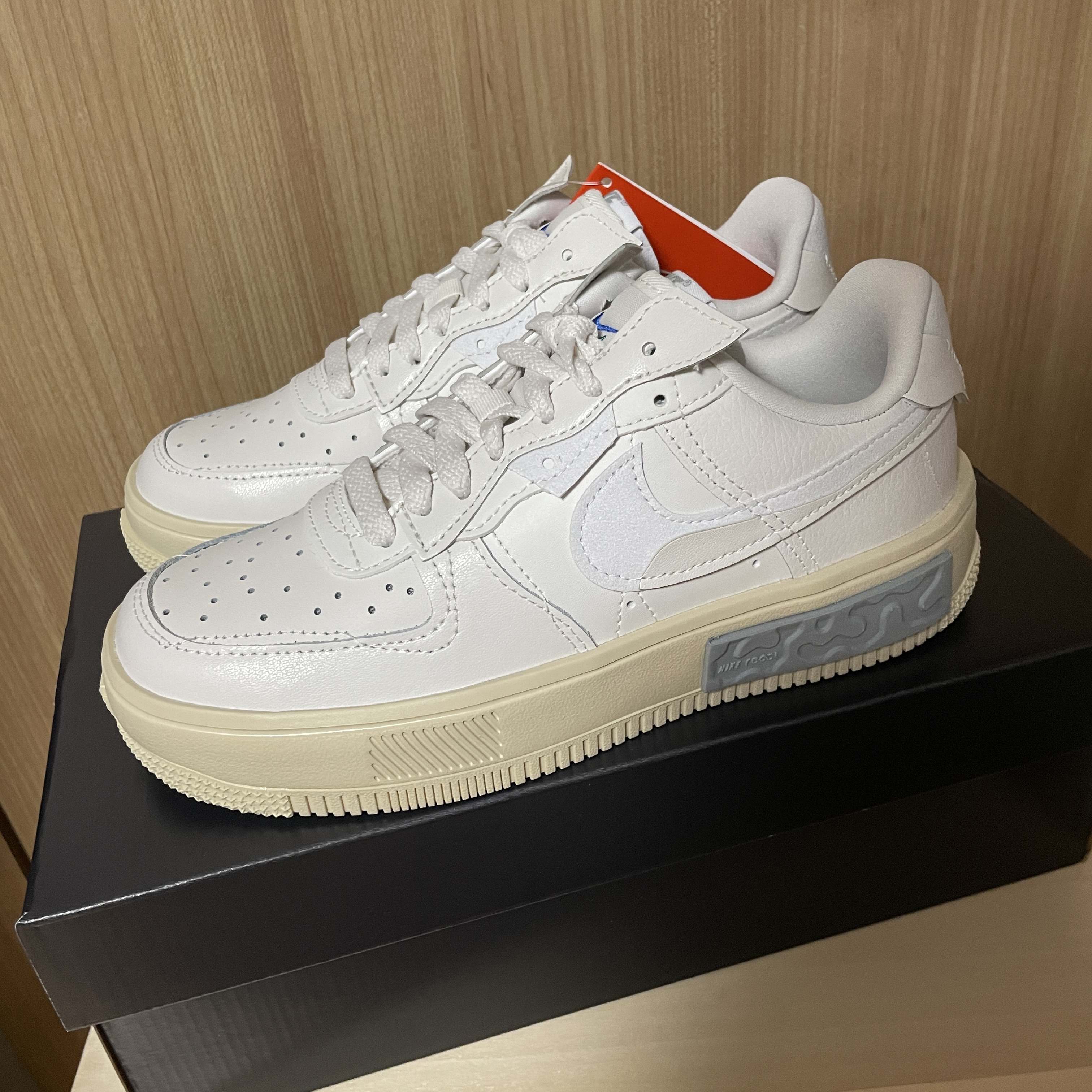 (W) Nike Air Force 1 Fontanka Phantom 착용 스타일 - 2
