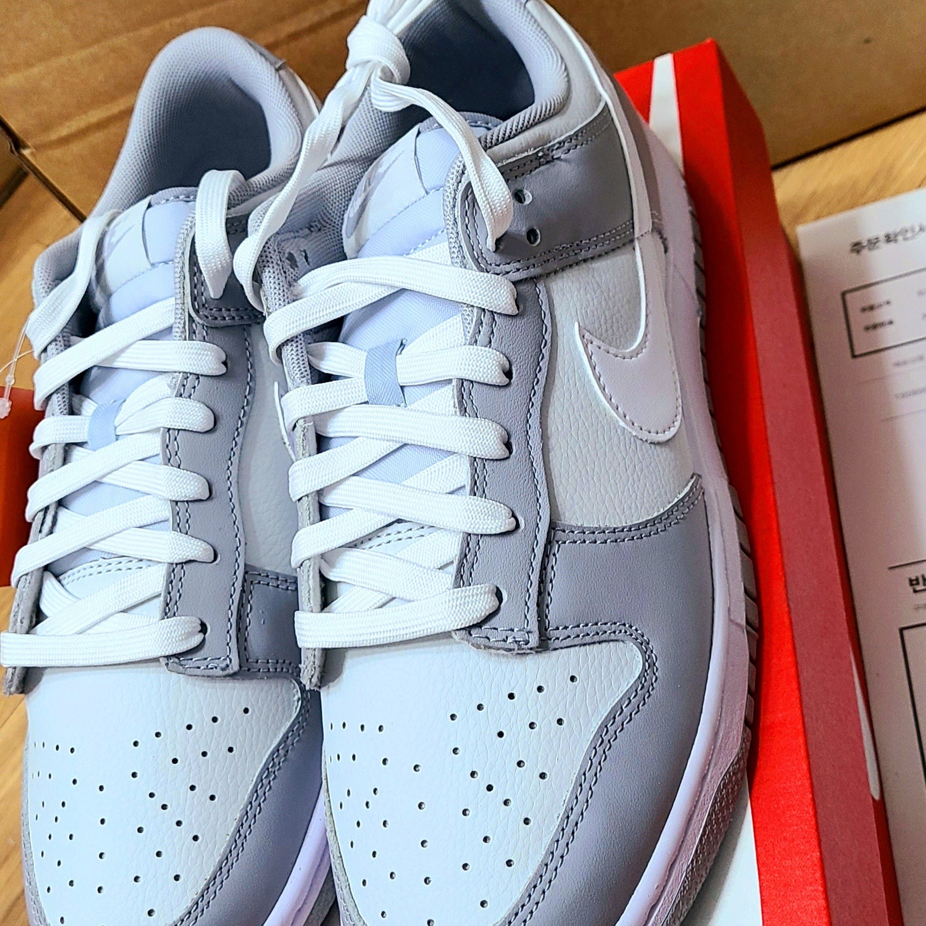Nike Dunk Low Retro Wolf Grey 착용 스타일
