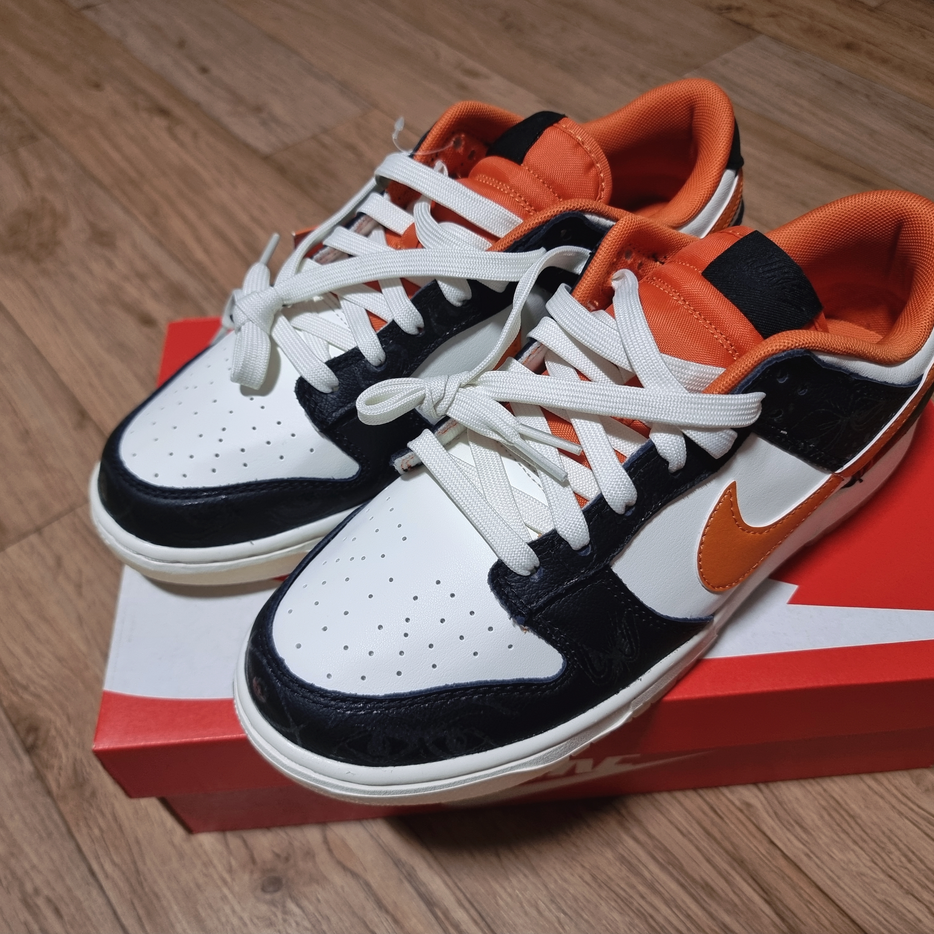 Nike Dunk Low Retro PRM Halloween 착용 스타일 - 2