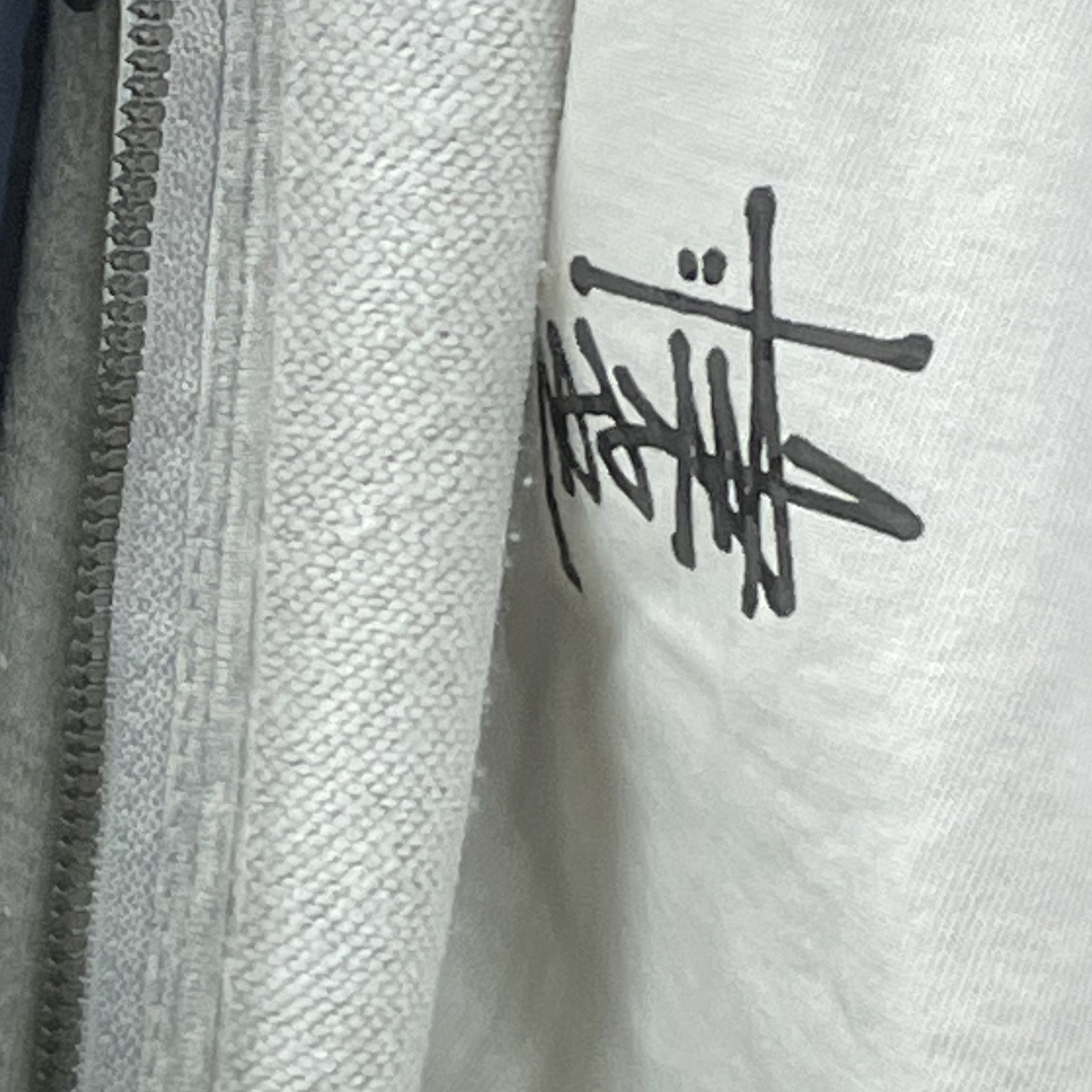 Stussy Basic Stussy T-Shirt White 2022 착용 스타일