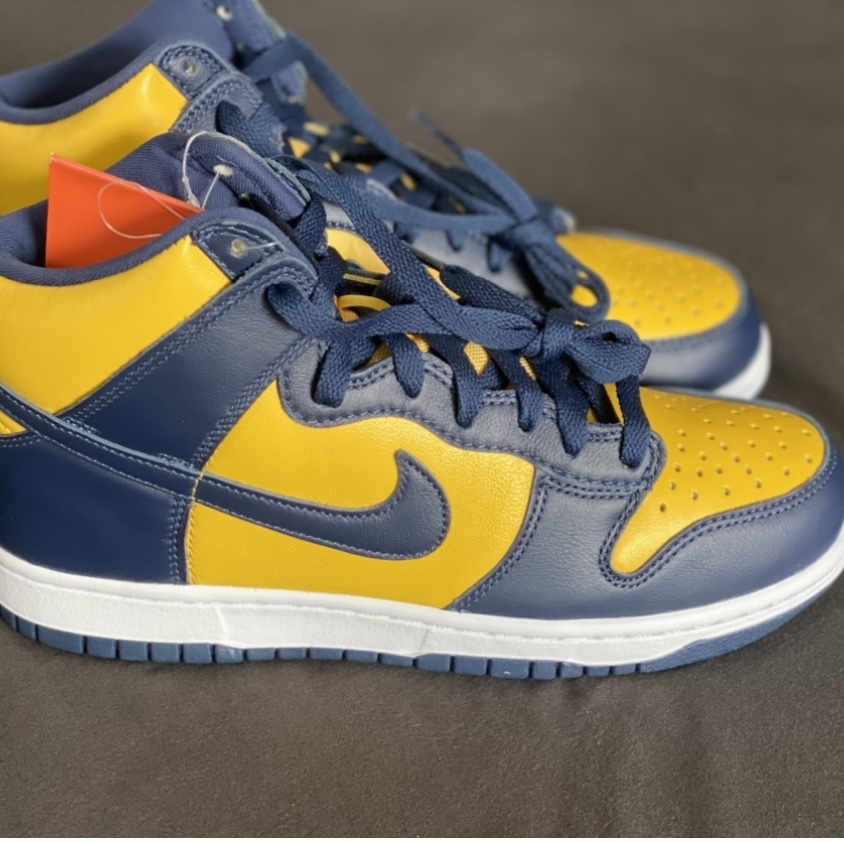 Nike Dunk High SP Maize & Blue 착용 스타일 - 2