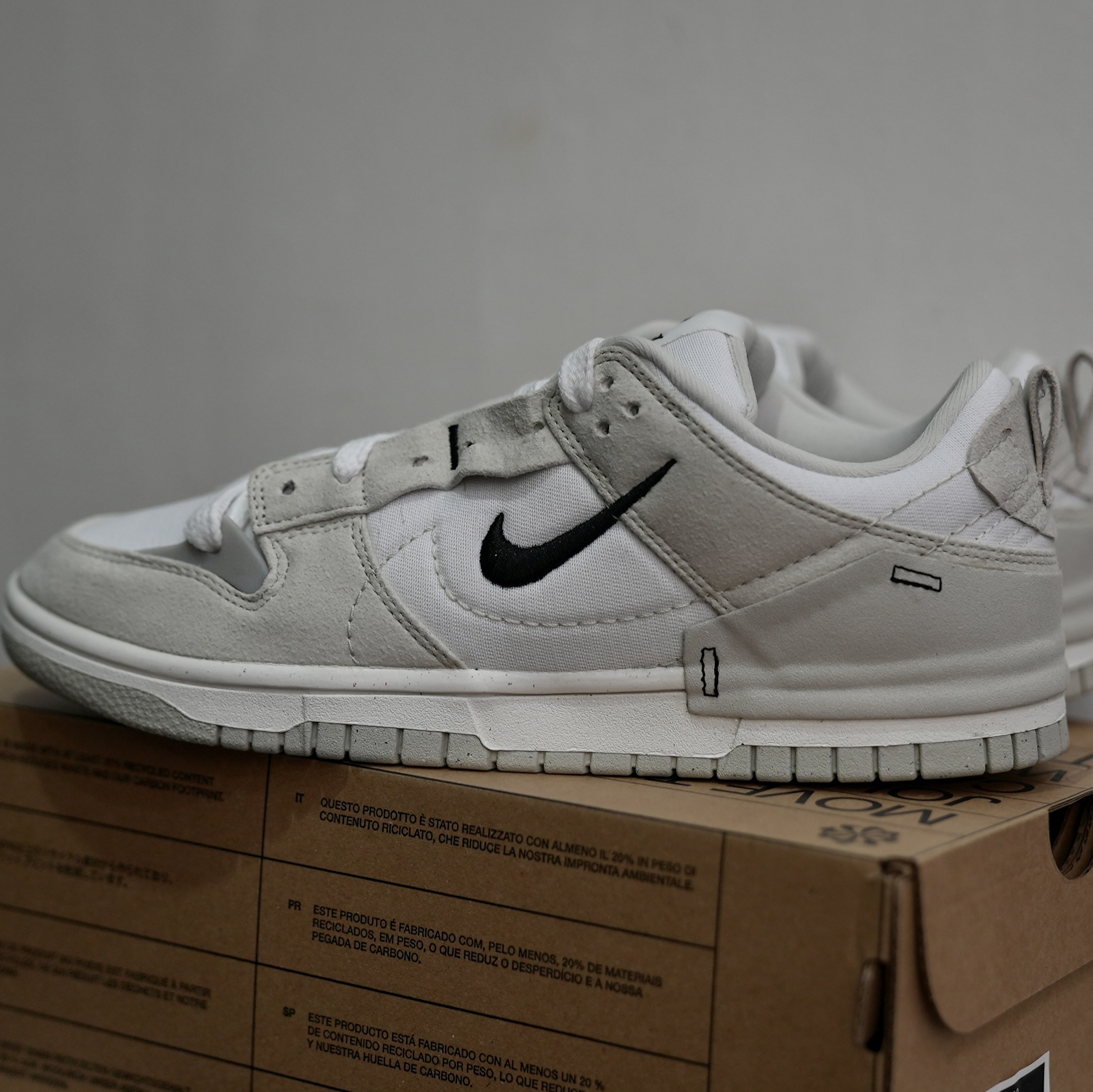 (W) Nike Dunk Low Disrupt 2 White Light Bone 착용 스타일 - 1