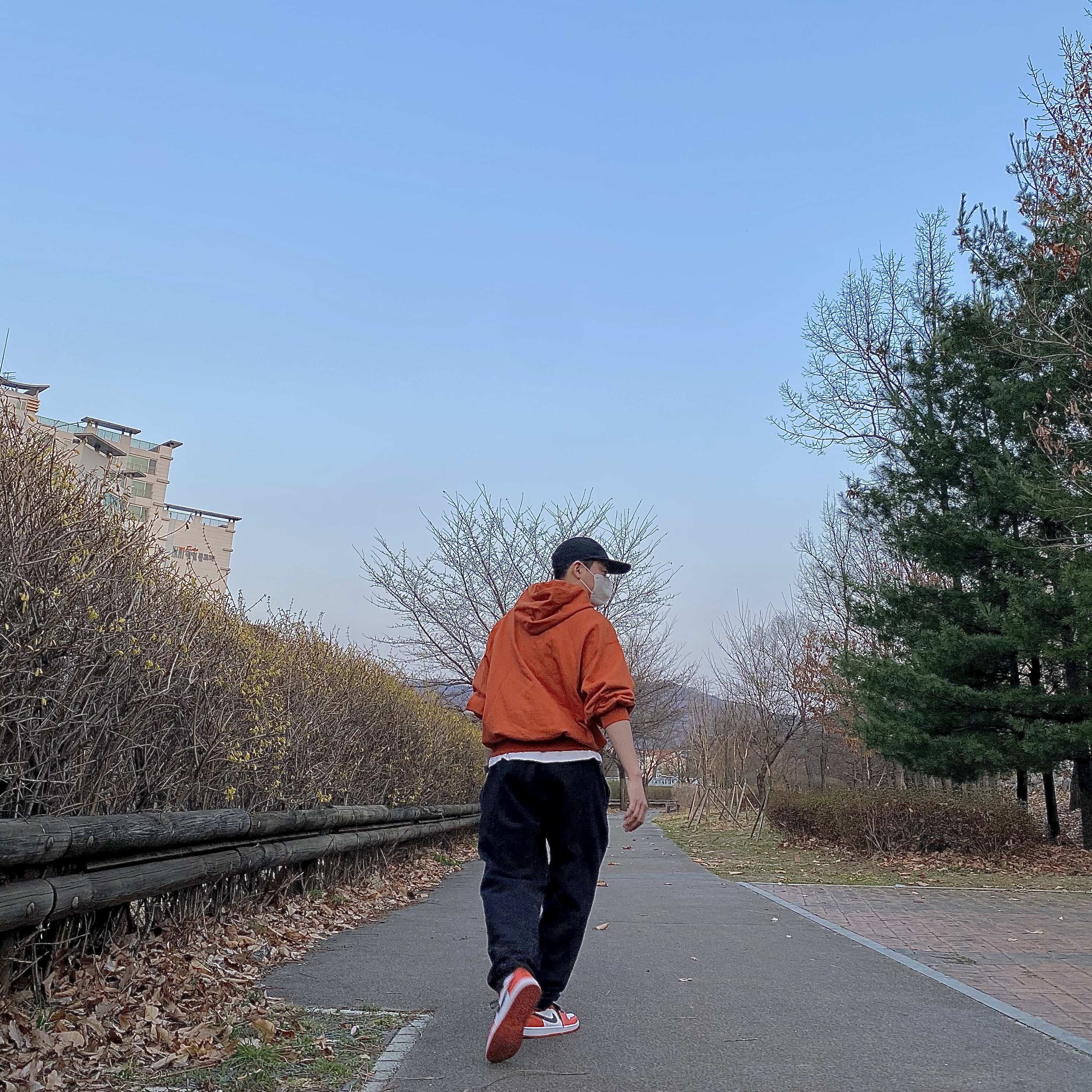 Jordan 1 Low OG Starfish, (W) Jordan 1 Low OG Starfish 착용 스타일 - 2