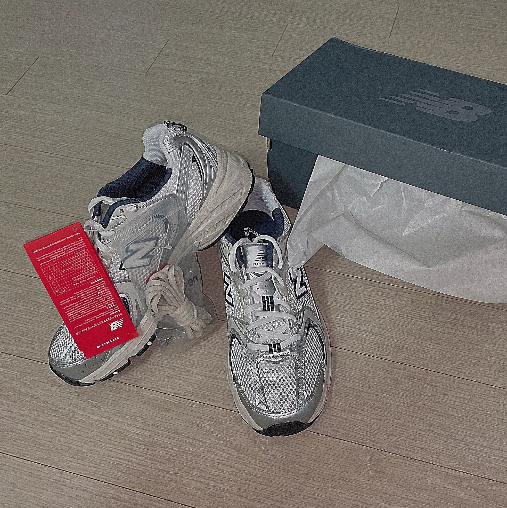 New Balance 530 Steel Grey 착용 스타일