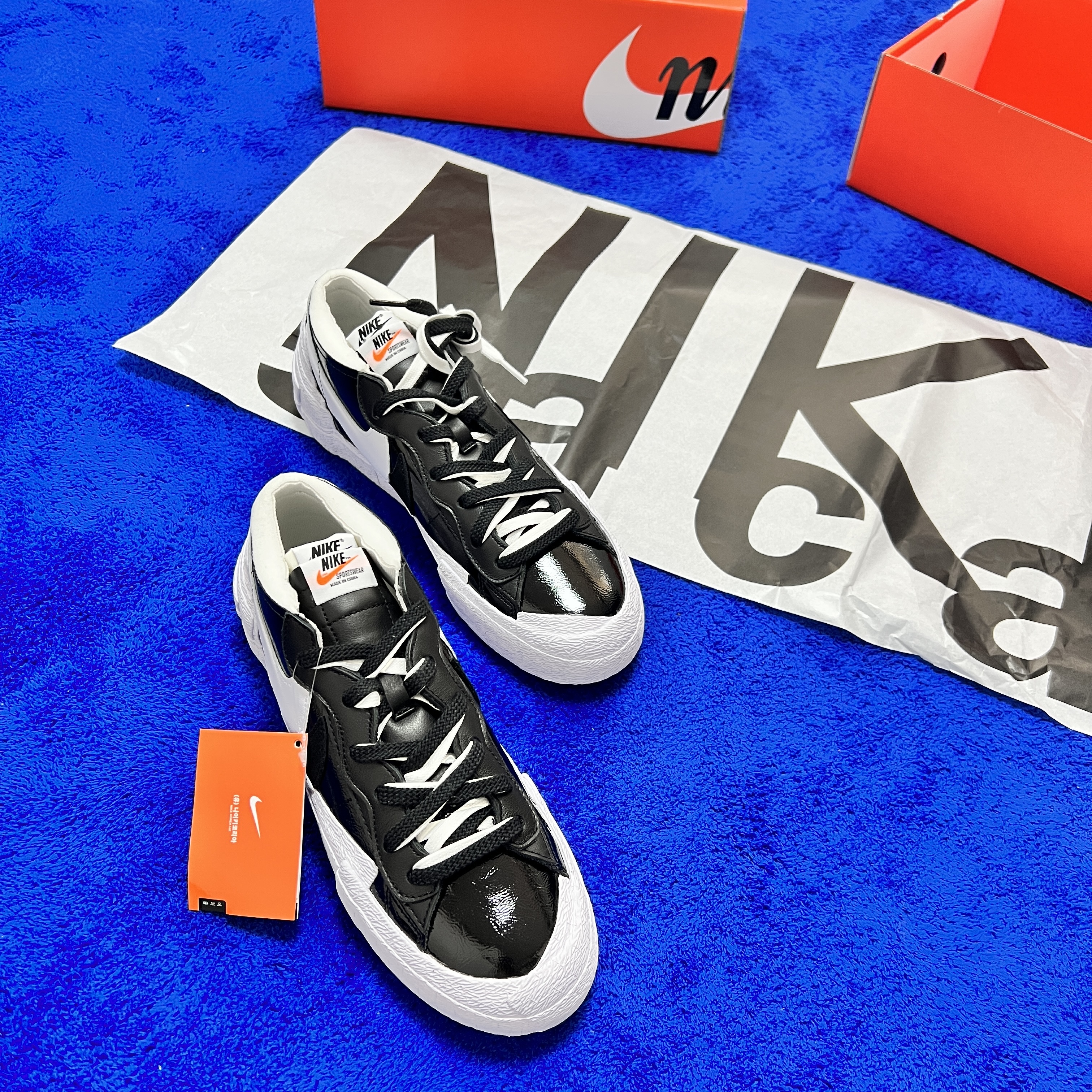Nike x Sacai Blazer Low Black Patent Leather 착용 스타일