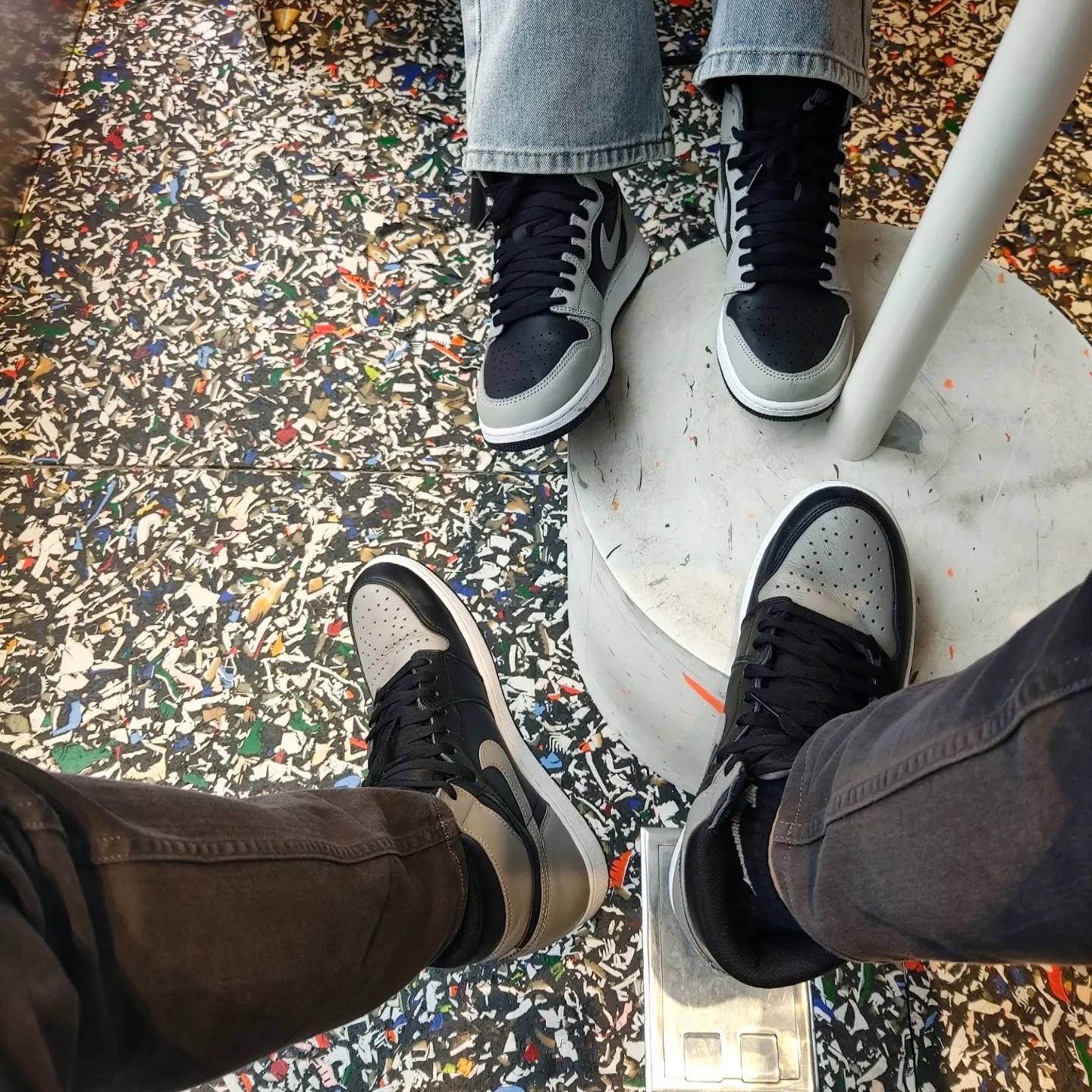 Jordan 1 Retro High OG Shadow 2018, (GS) Jordan 1 Retro High OG Shadow 2.0 착용 스타일