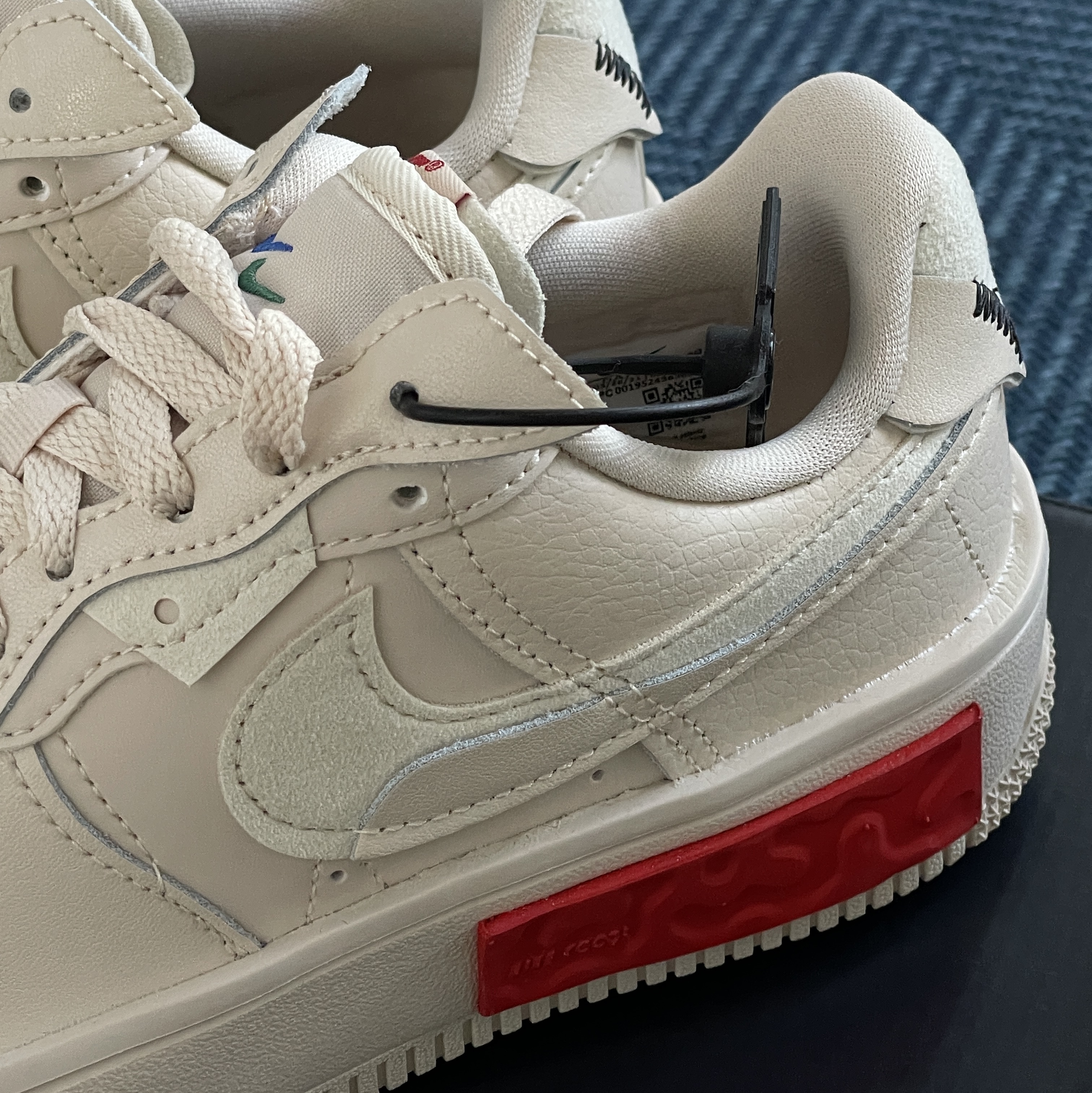 (W) Nike Air Force 1 Fontanka Pearl White 착용 스타일