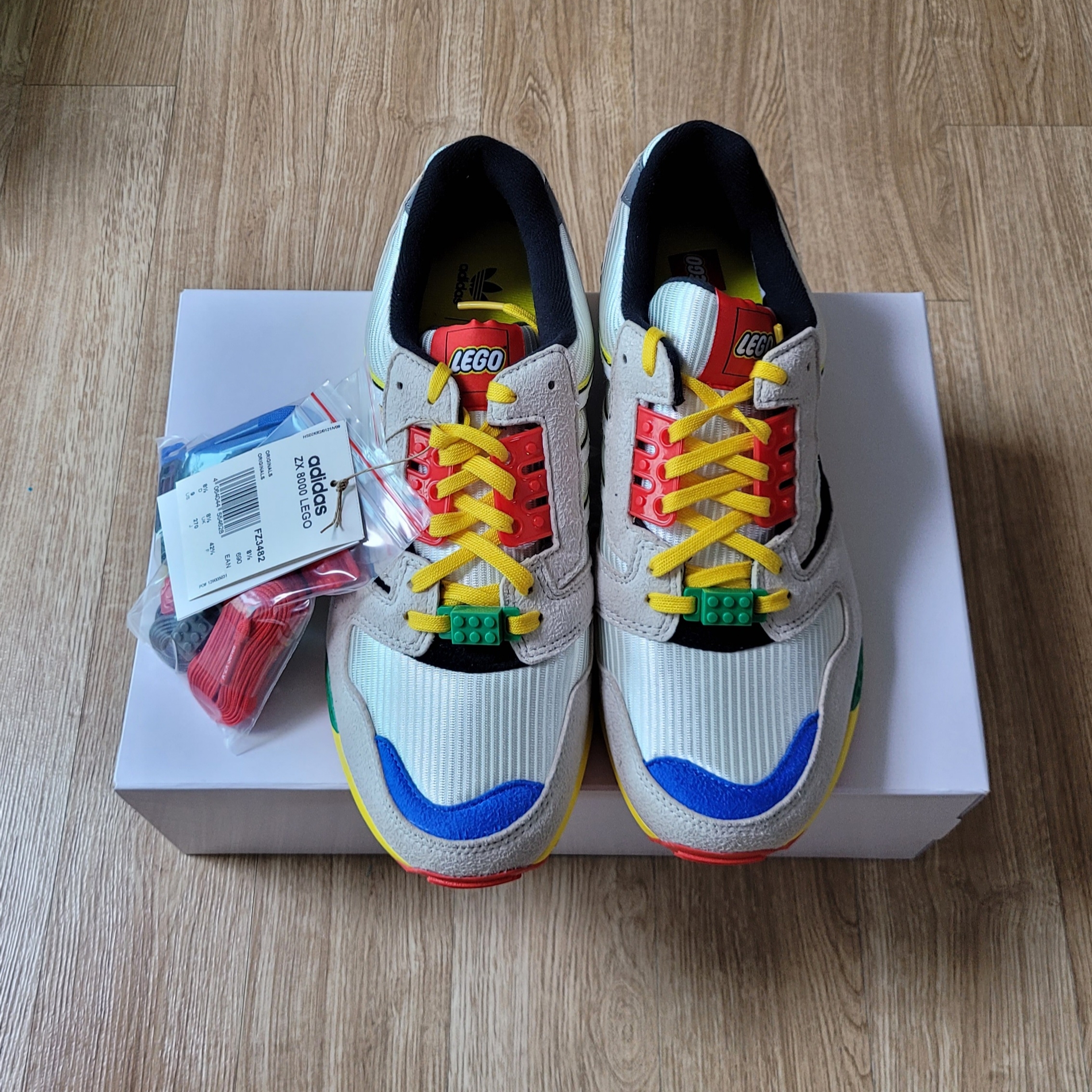 Adidas x Lego ZX 8000 착용 스타일 - 1