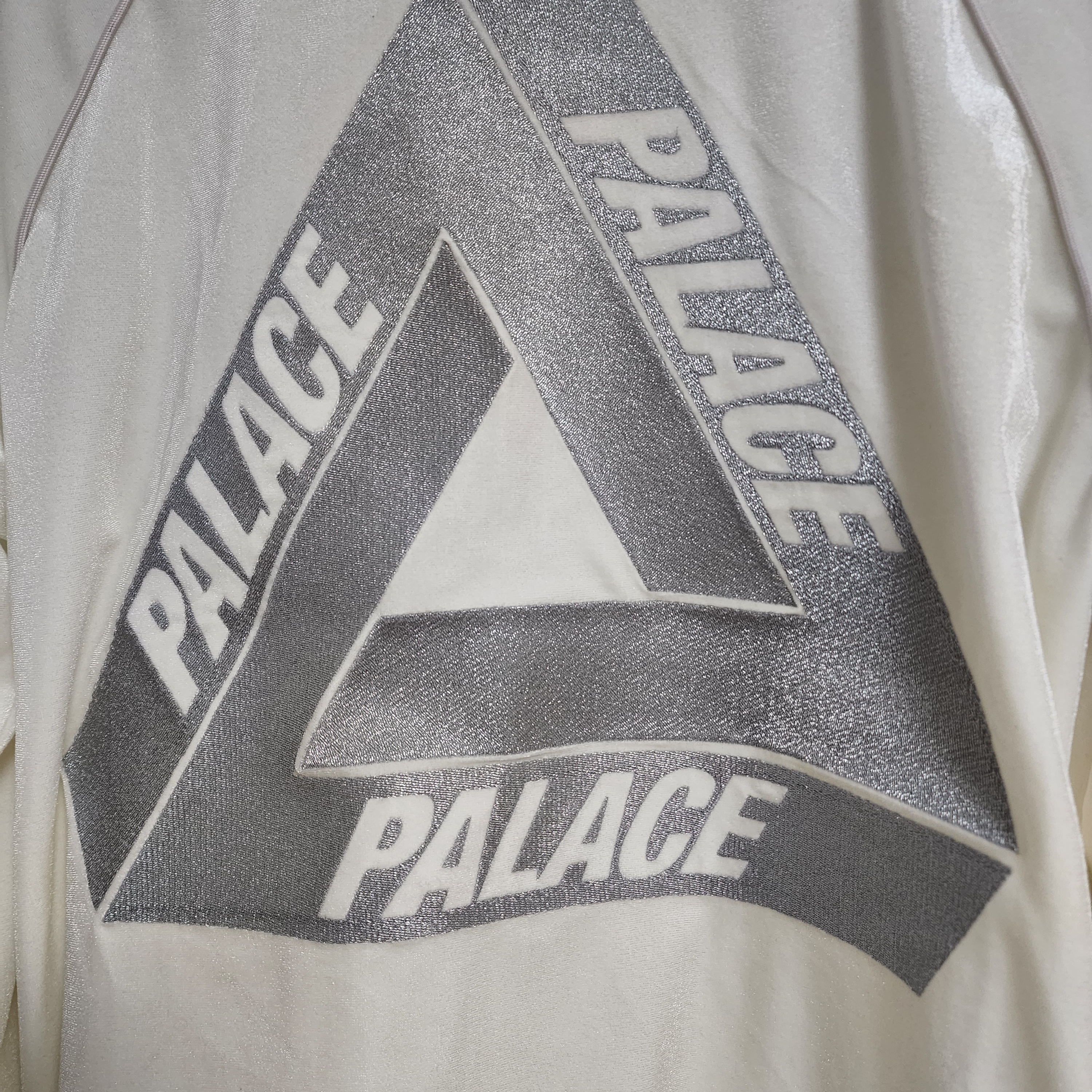 Palace x Elton John Velour Track Top White - 22SS 착용 스타일 - 3
