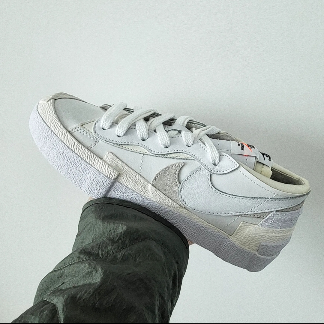 Nike x Sacai Blazer Low White Patent Leather 착용 스타일