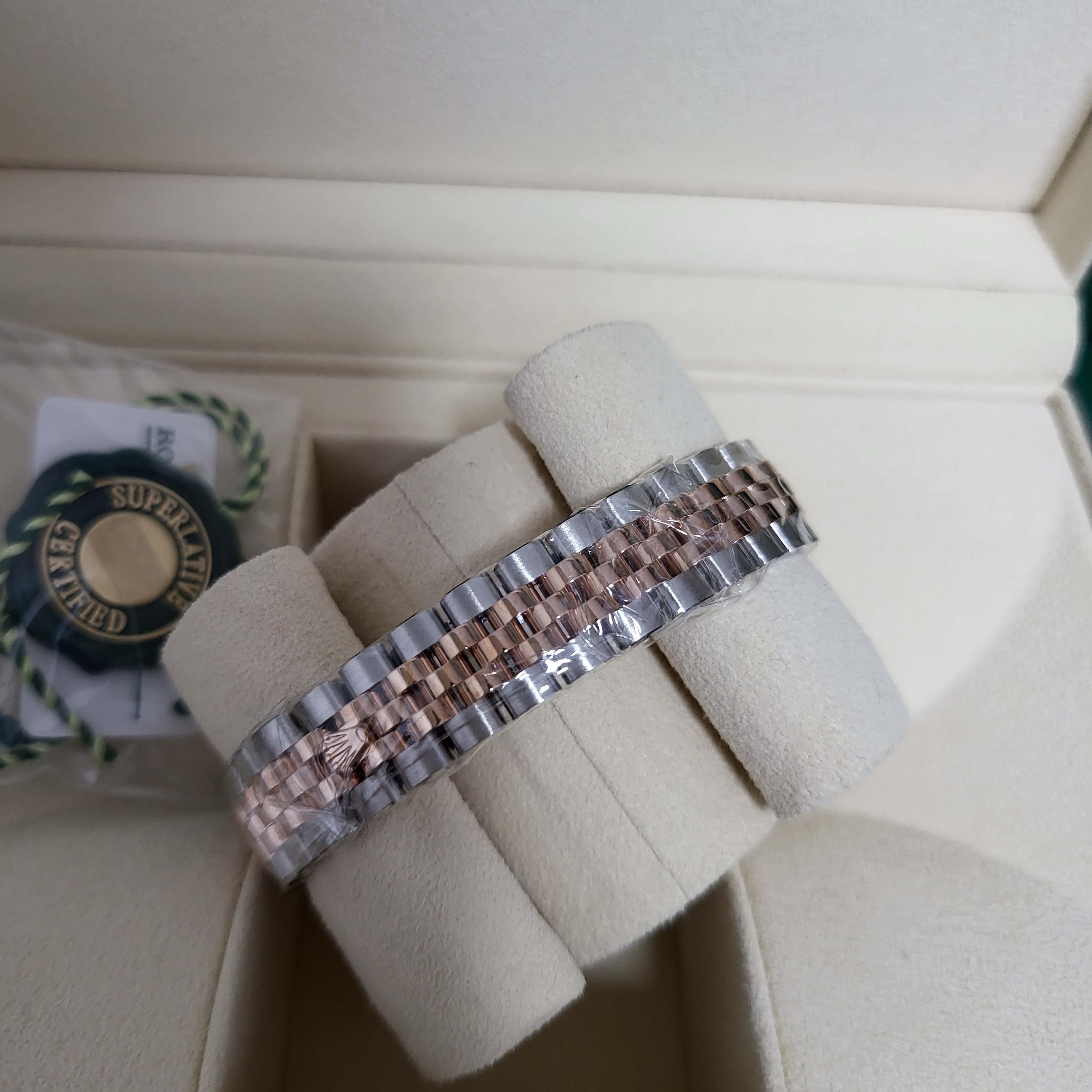 Rolex Lady-Datejust 28mm 279171 Olive Green Diamond-Set Jubilee 착용 스타일 - 2