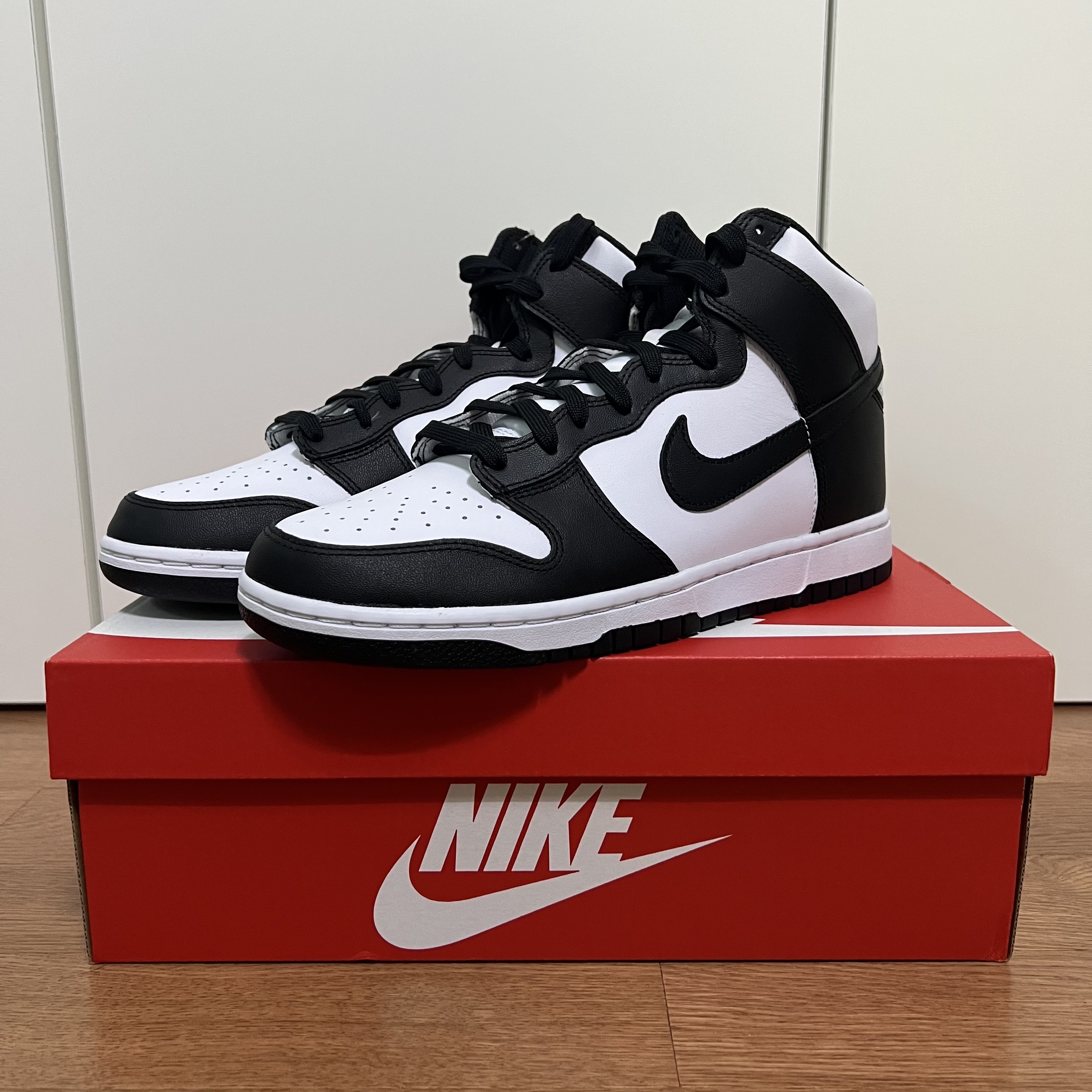 Nike Dunk High Retro Championship White 착용 스타일