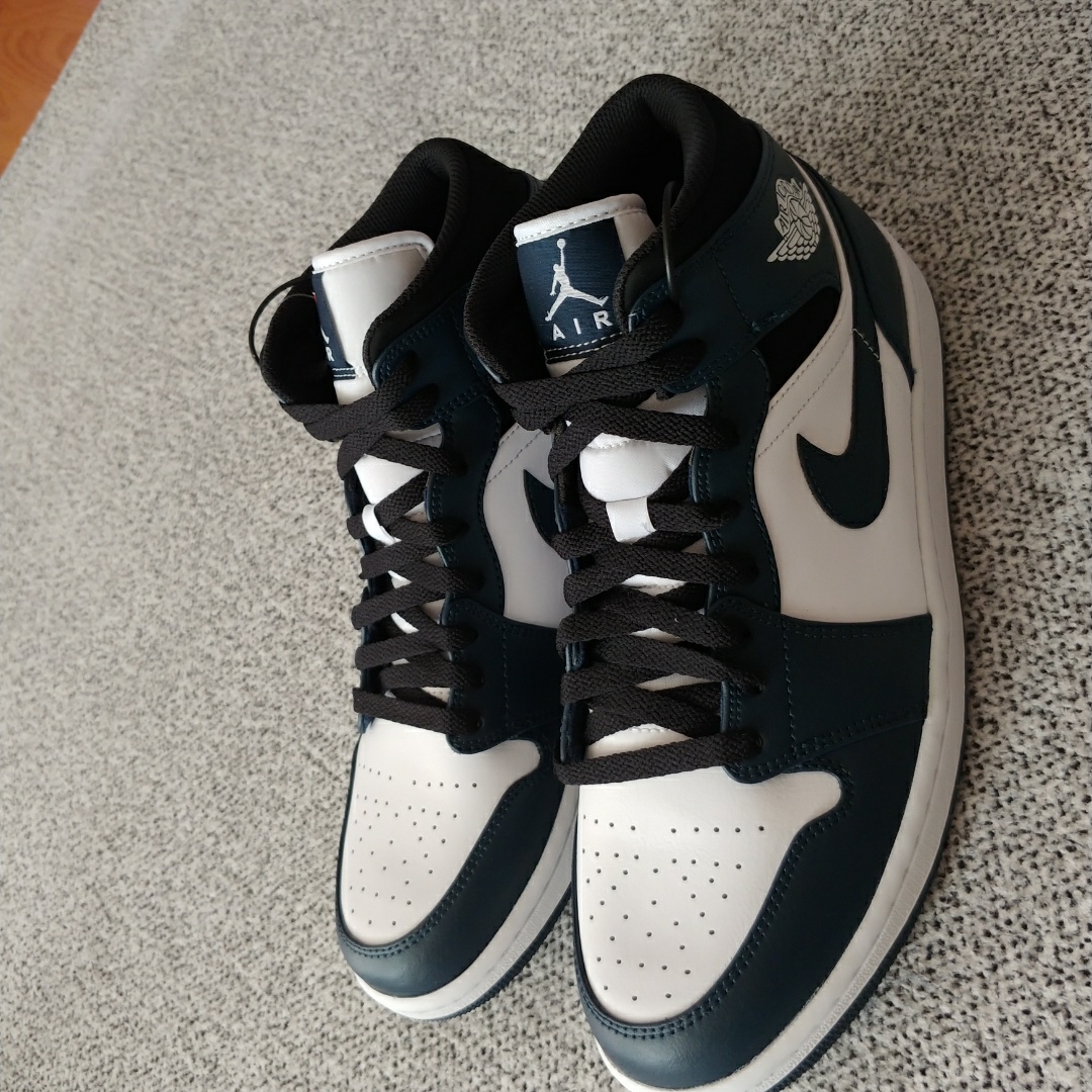 Jordan 1 Mid Dark Teal 착용 스타일 - 2