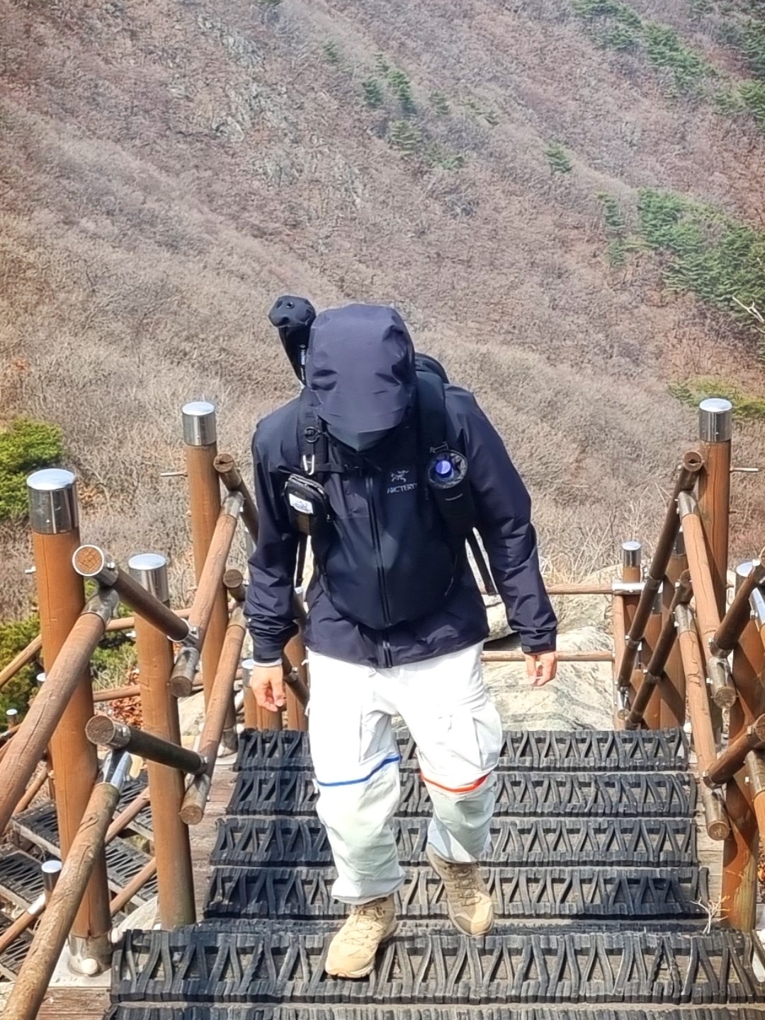Nike ACG Smith Summit Cargo Pants Light Bone - Asia, Casio G-Shock GA-2100-1A1 착용 스타일 - 2