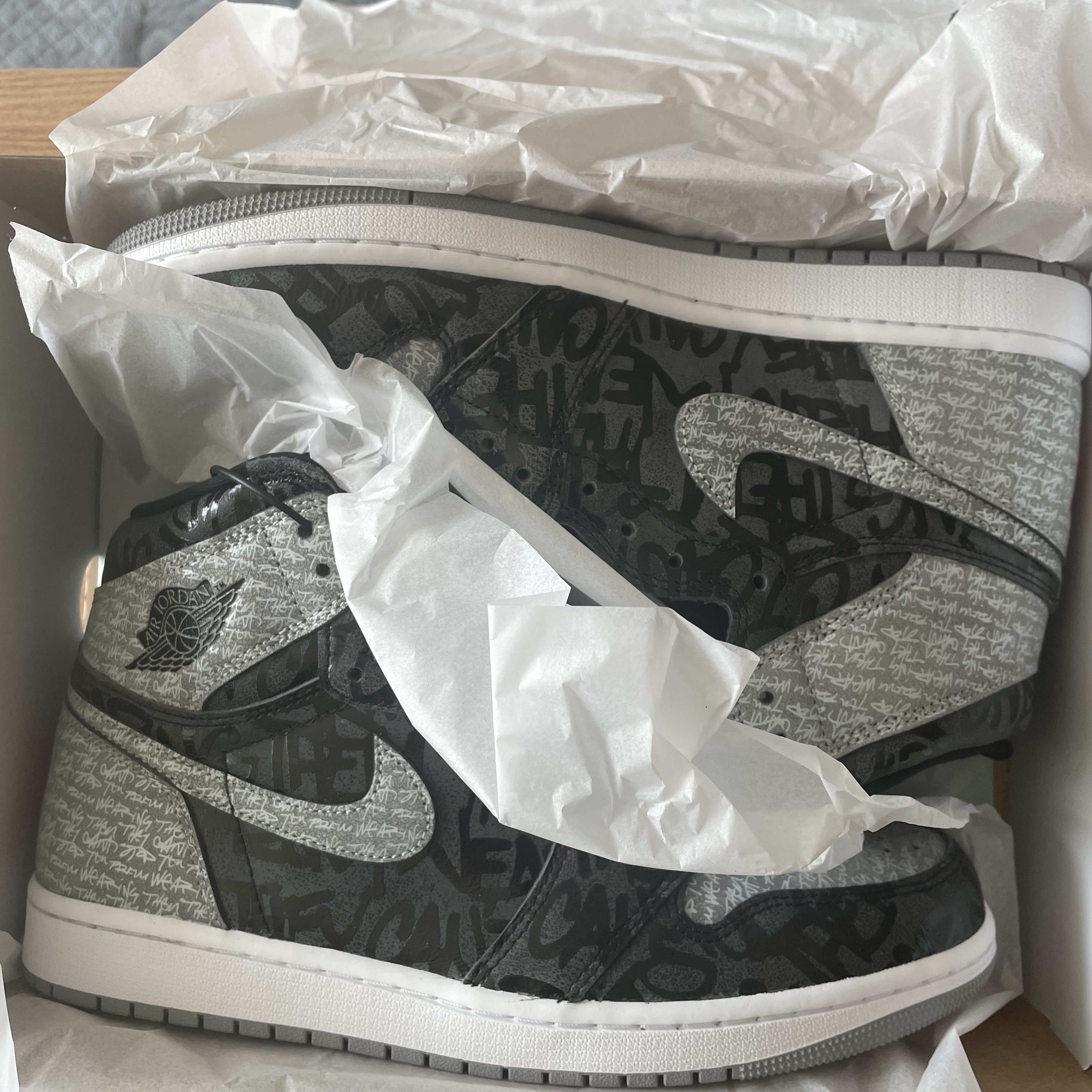 Jordan 1 Retro High OG Rebellionaire 착용 스타일 - 2