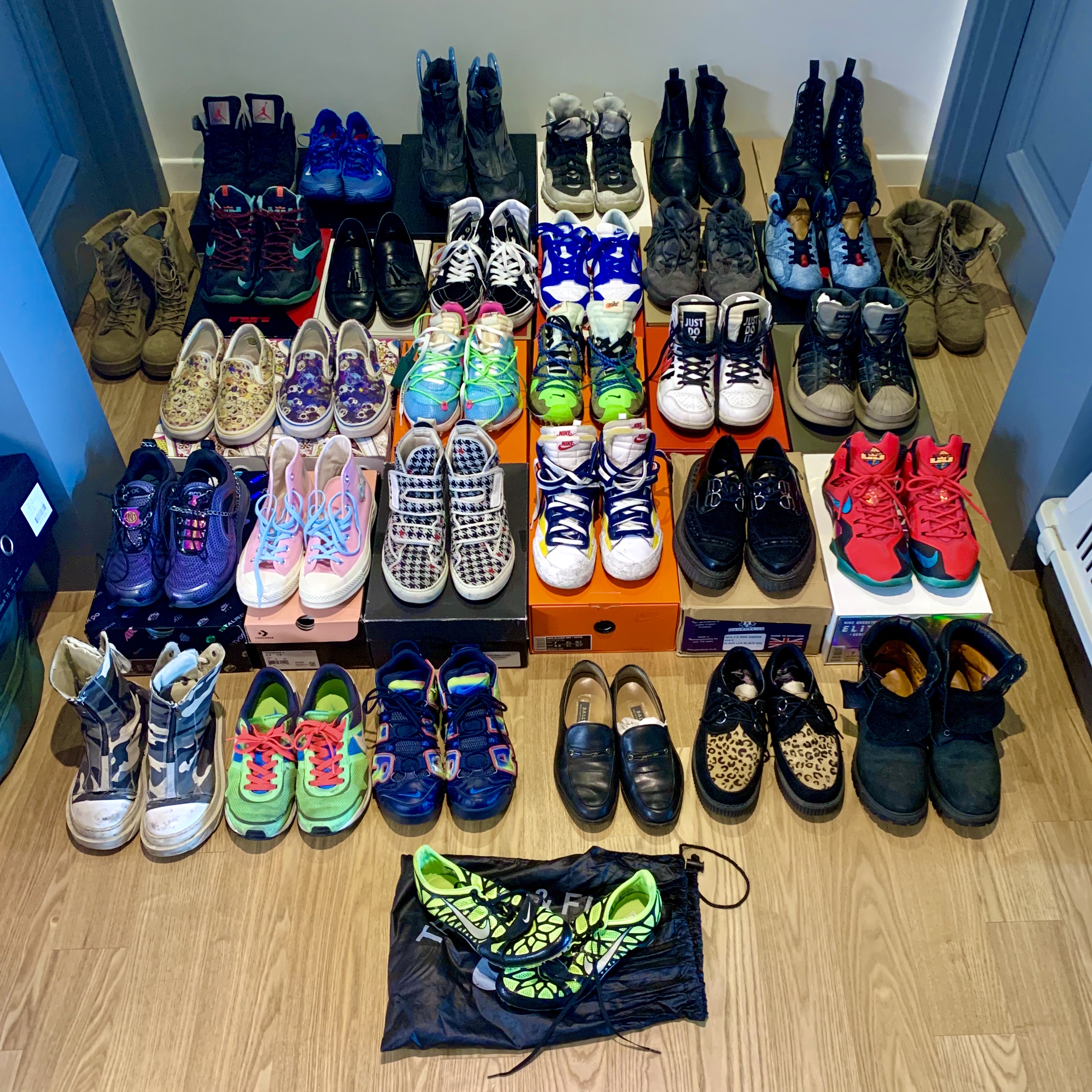 Nike x Sacai Blazer Mid Snow Beach, Converse x Golf le Fleur Chuck 70 Hi Chenille 착용 스타일