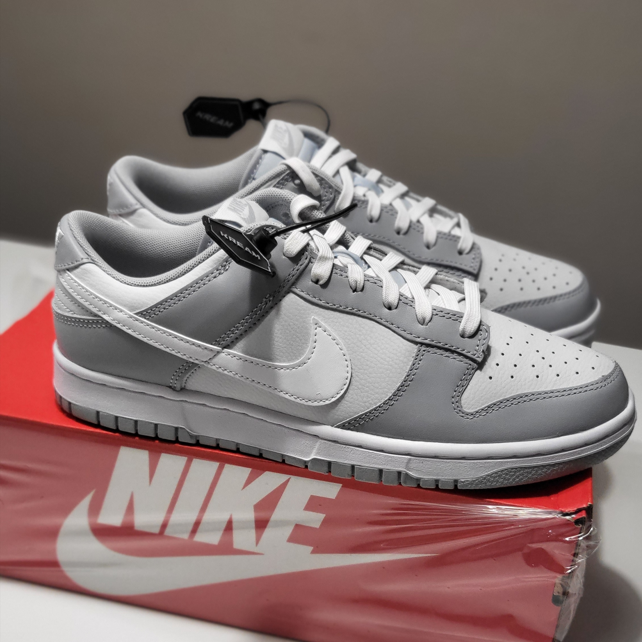 Nike Dunk Low Retro Wolf Grey 착용 스타일