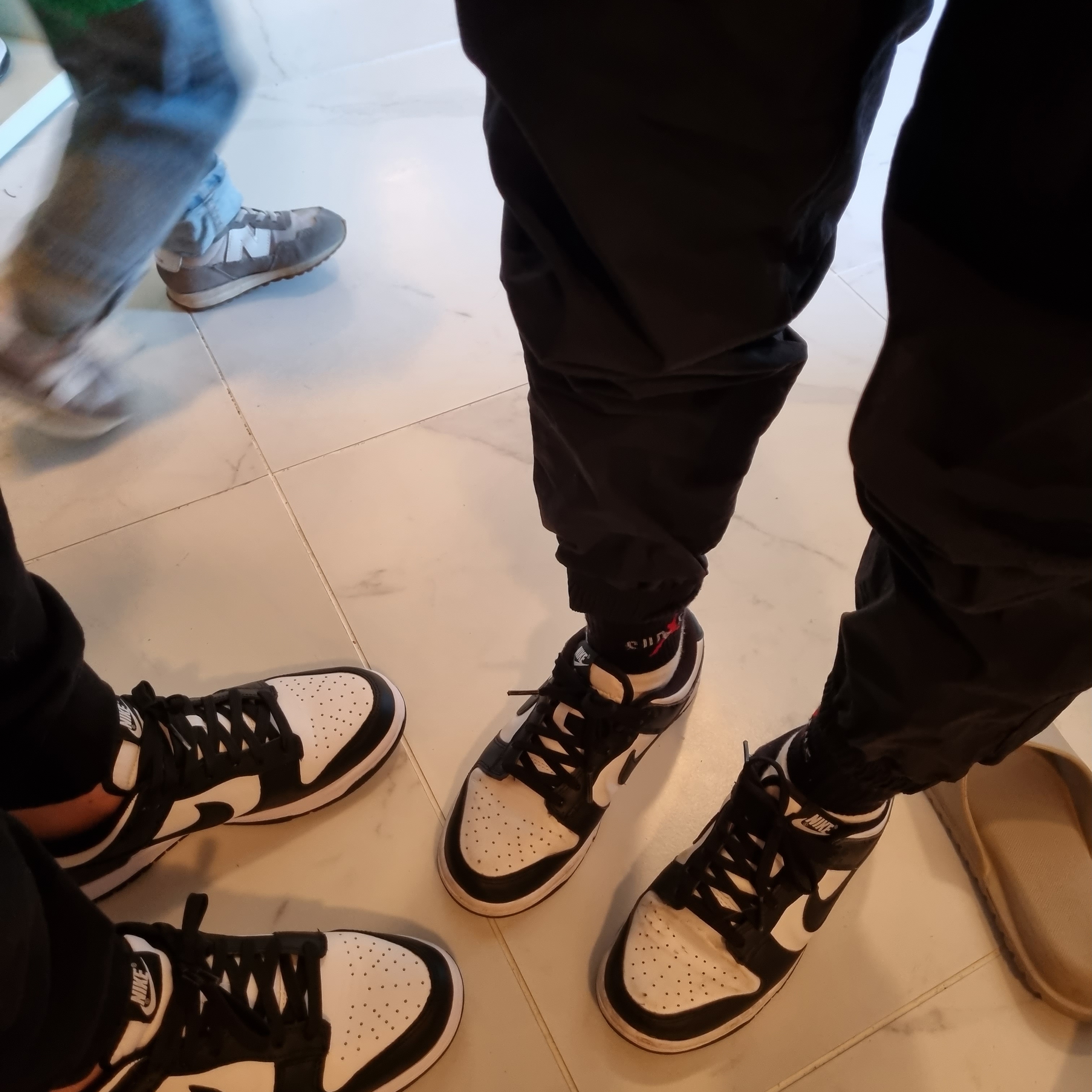 Nike Dunk Low Retro Black 착용 스타일