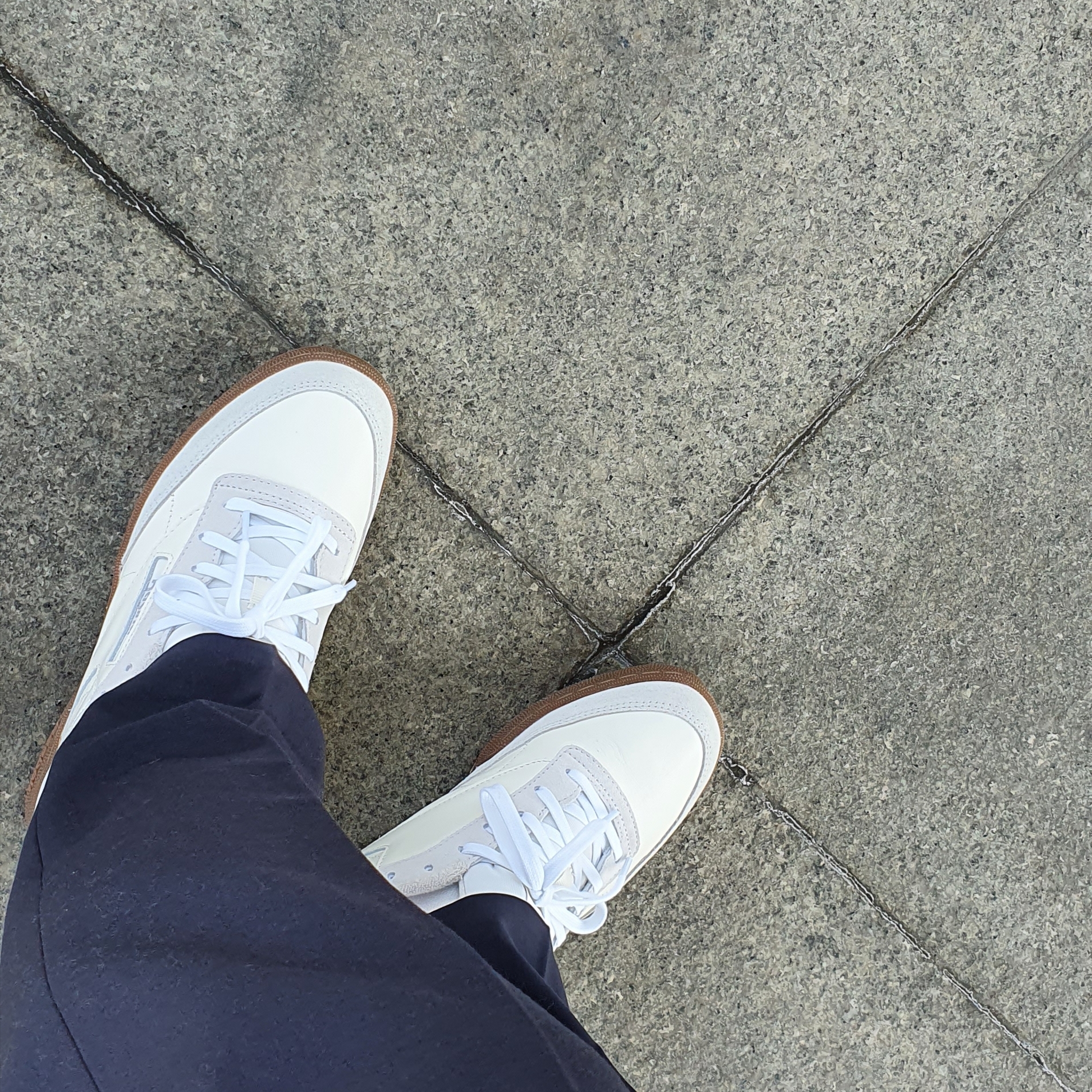 Reebok x Kasina Club C 85 GTX Chalk 착용 스타일 - 3