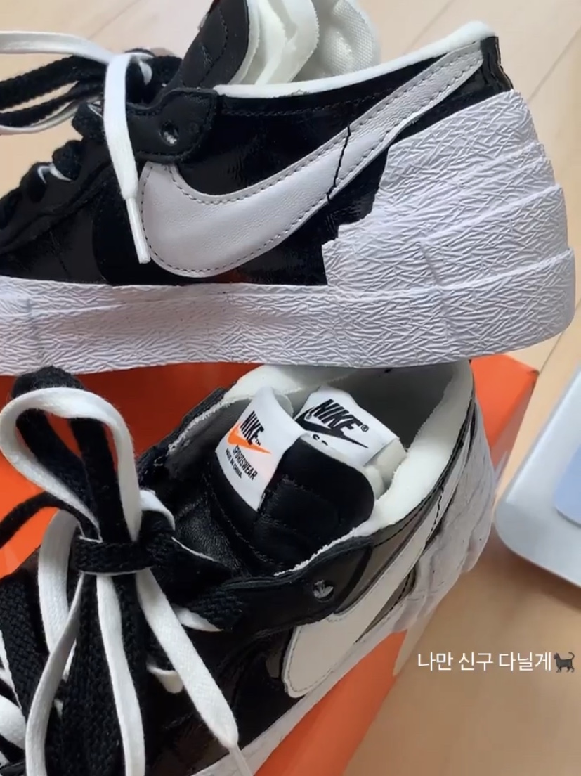 Nike x Sacai Blazer Low Black Patent Leather 착용 스타일 - 1