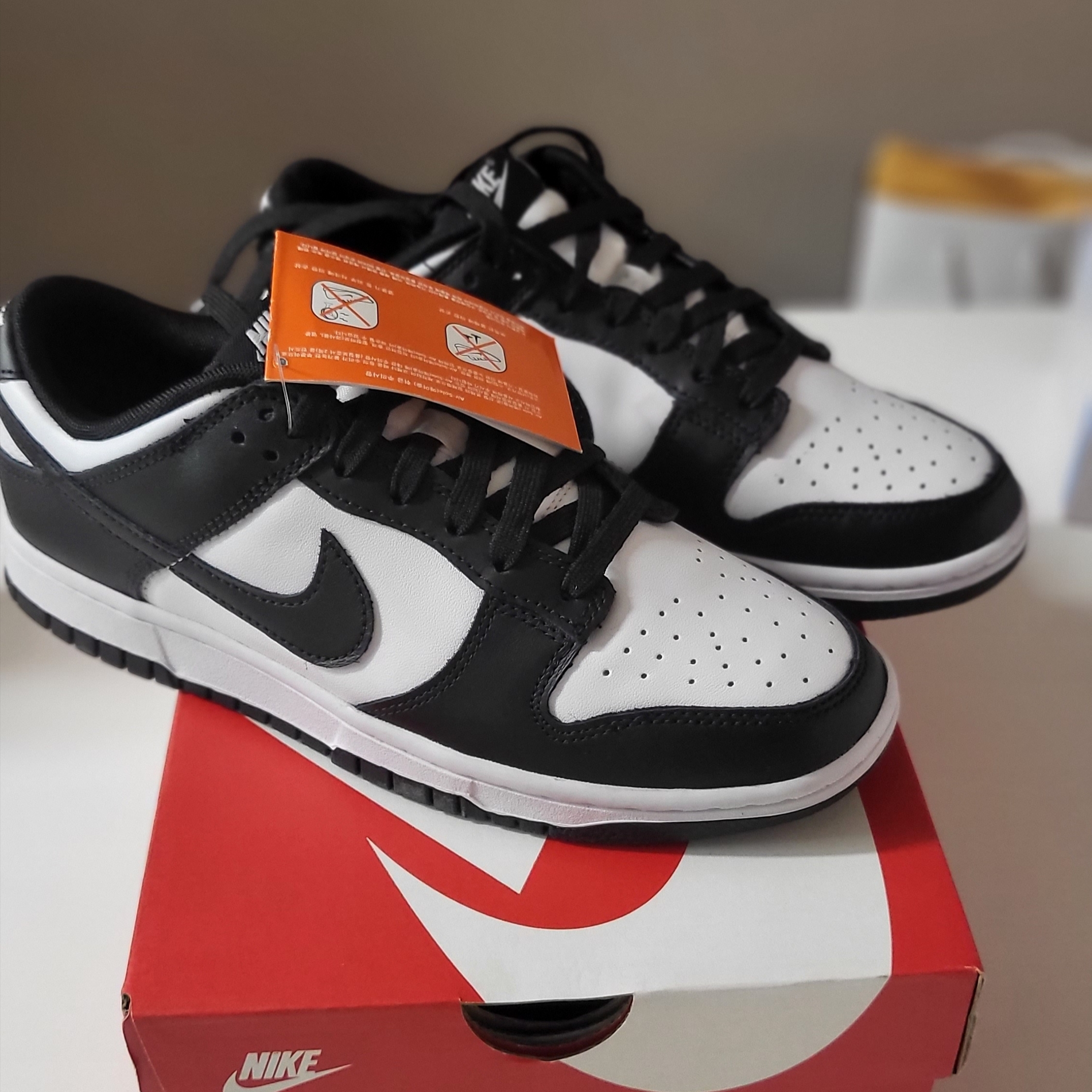 Nike Dunk Low Retro Black 착용 스타일