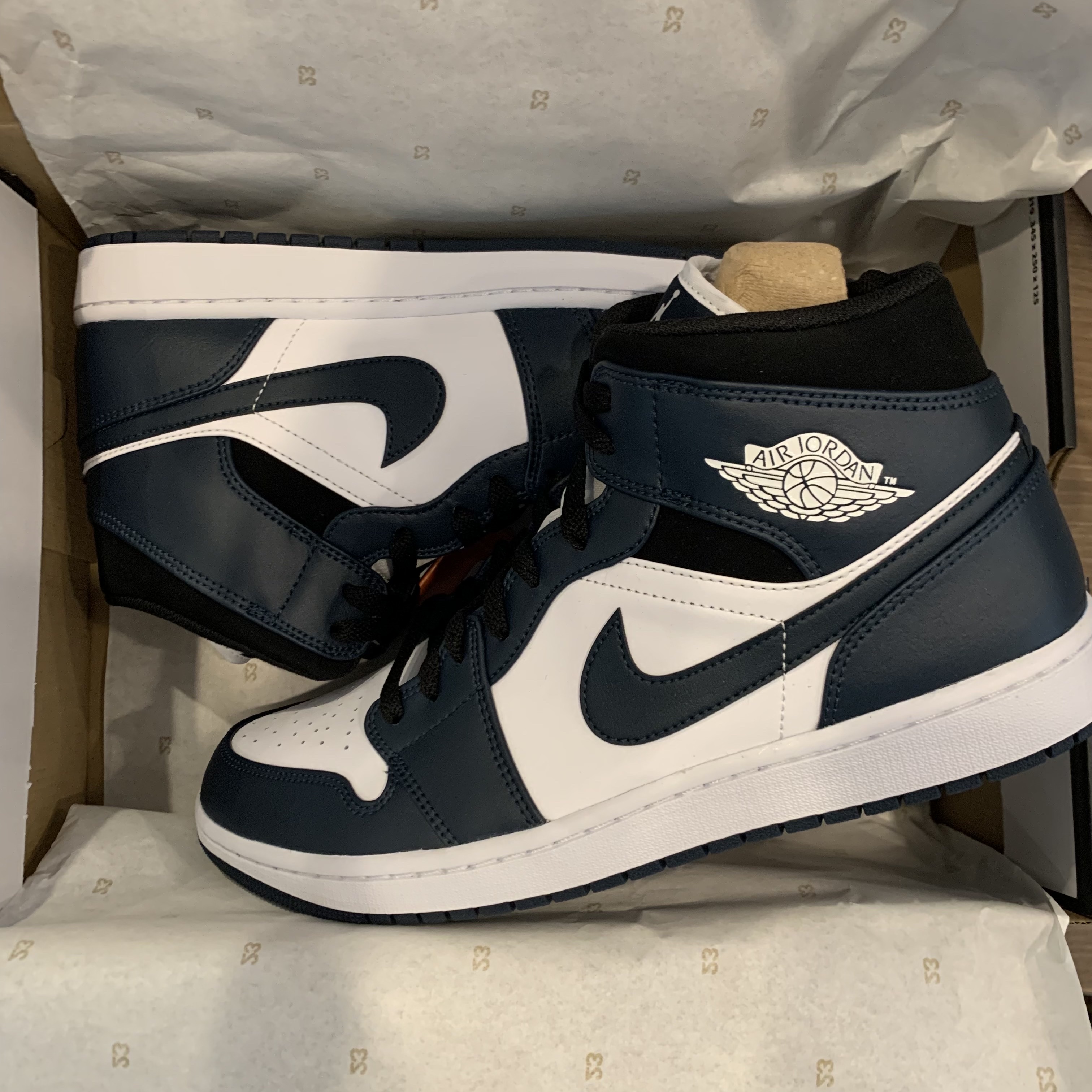 Jordan 1 Mid Dark Teal 착용 스타일 - 2