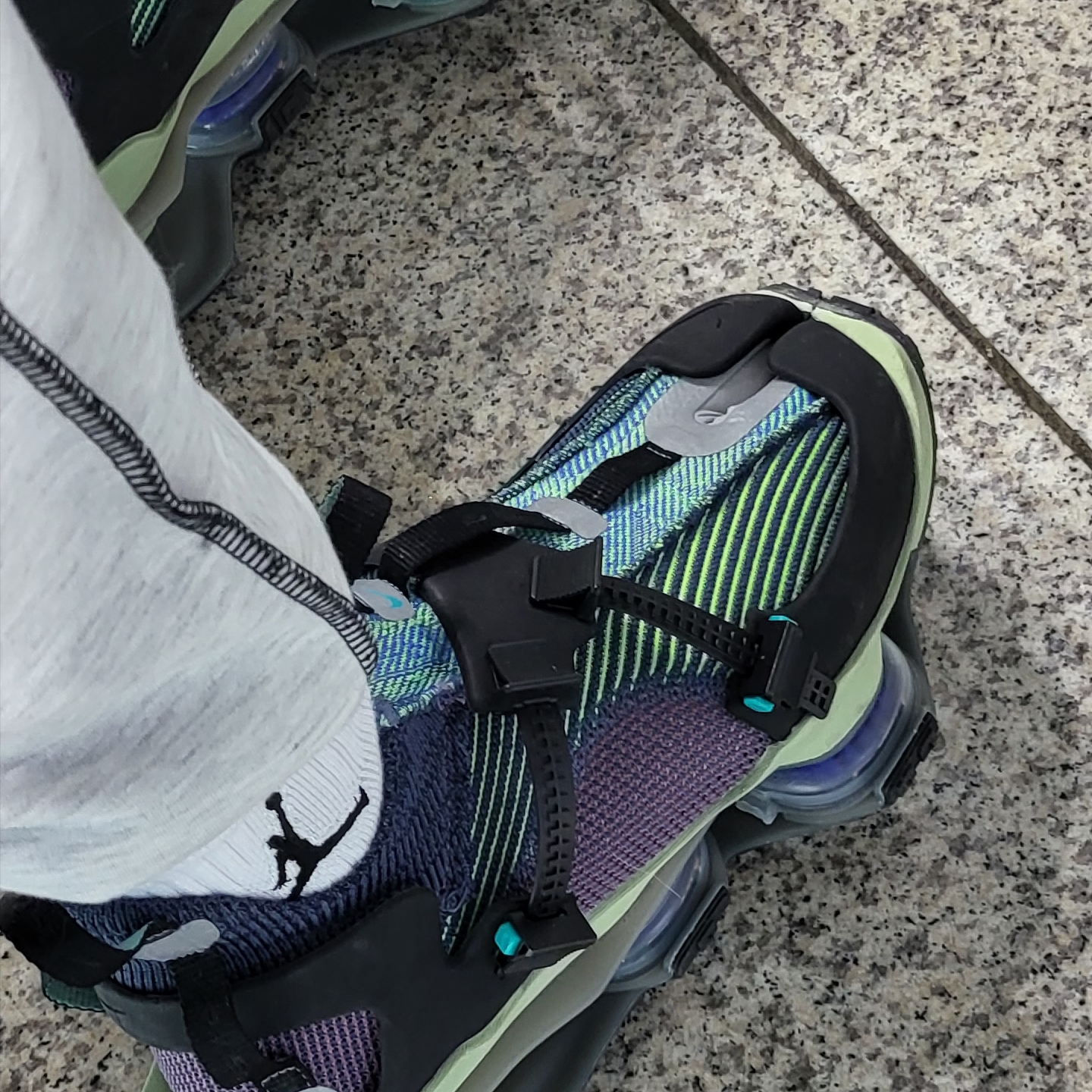 Nike ISPA Road Warrior Clear Jade 착용 스타일 - 5