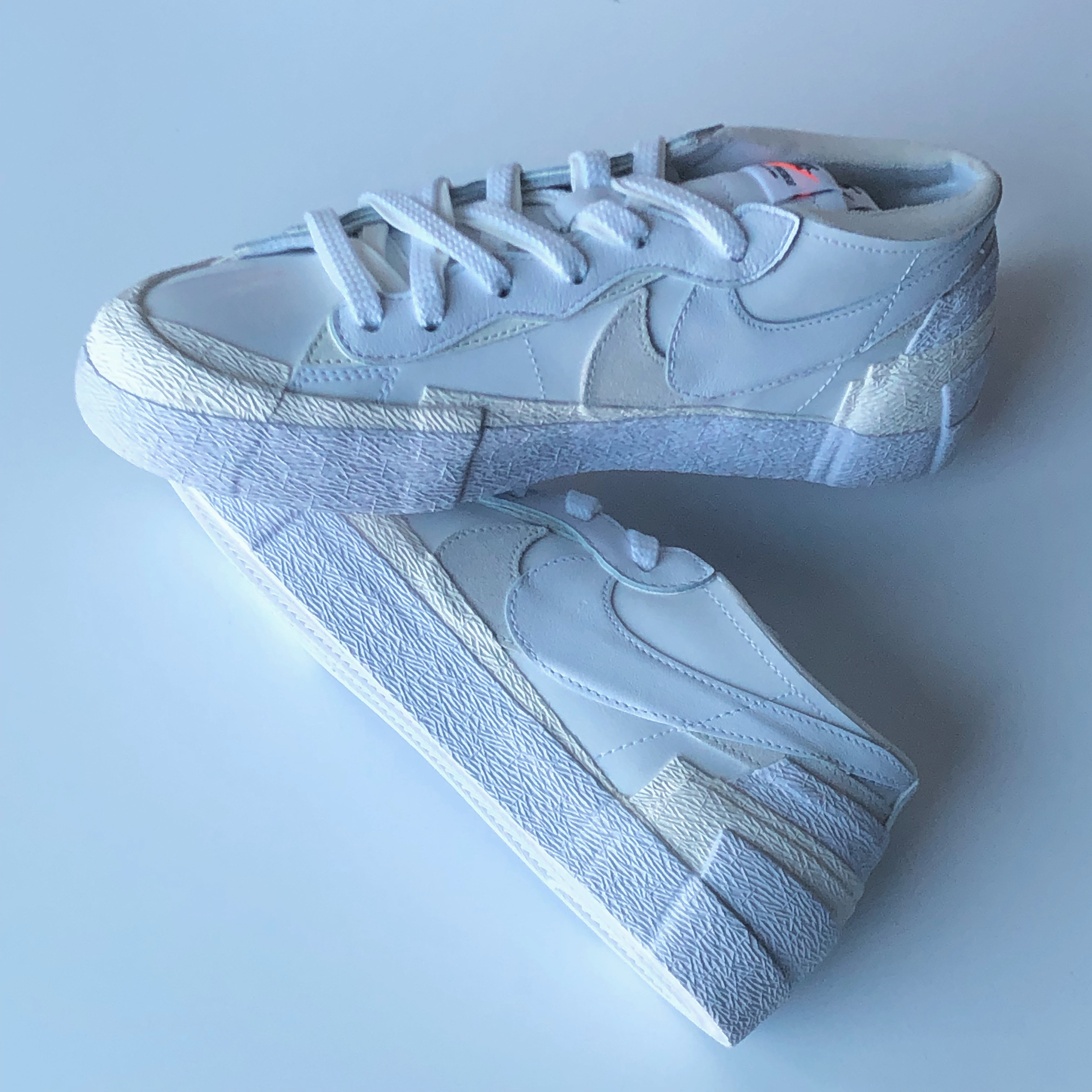Nike x Sacai Blazer Low White Patent Leather 착용 스타일