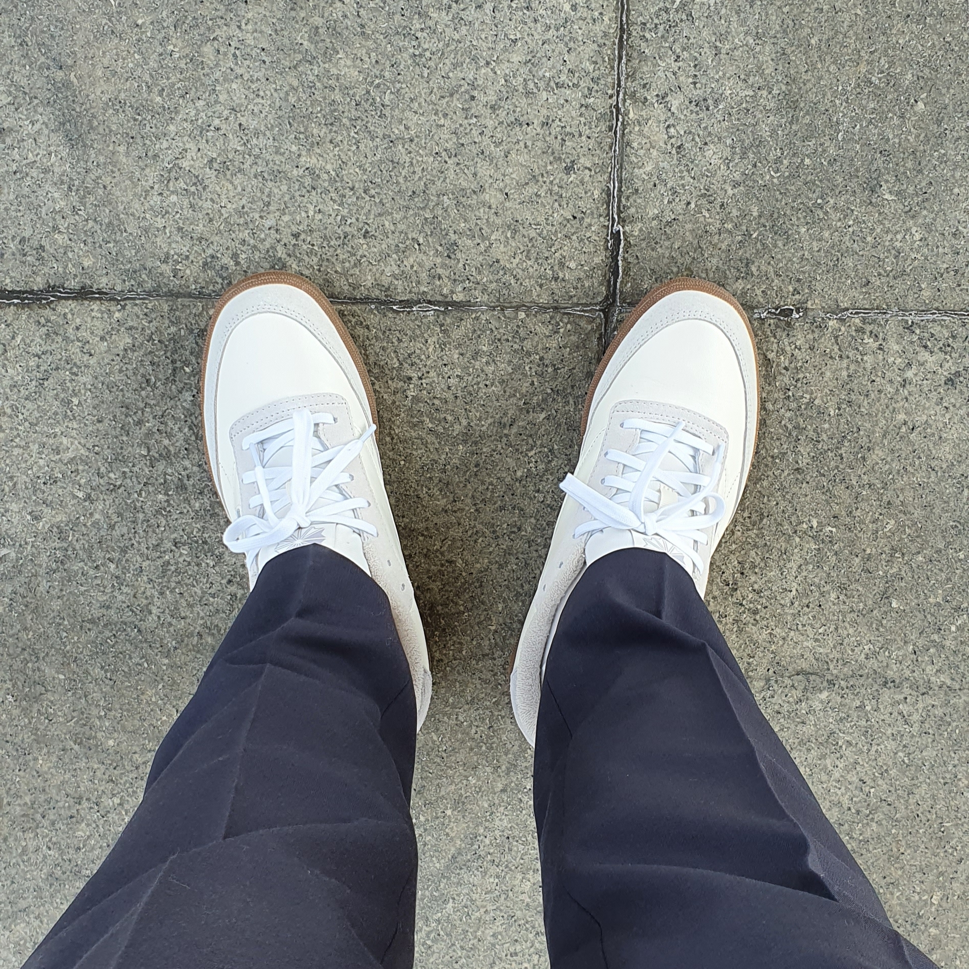Reebok x Kasina Club C 85 GTX Chalk 착용 스타일 - 2