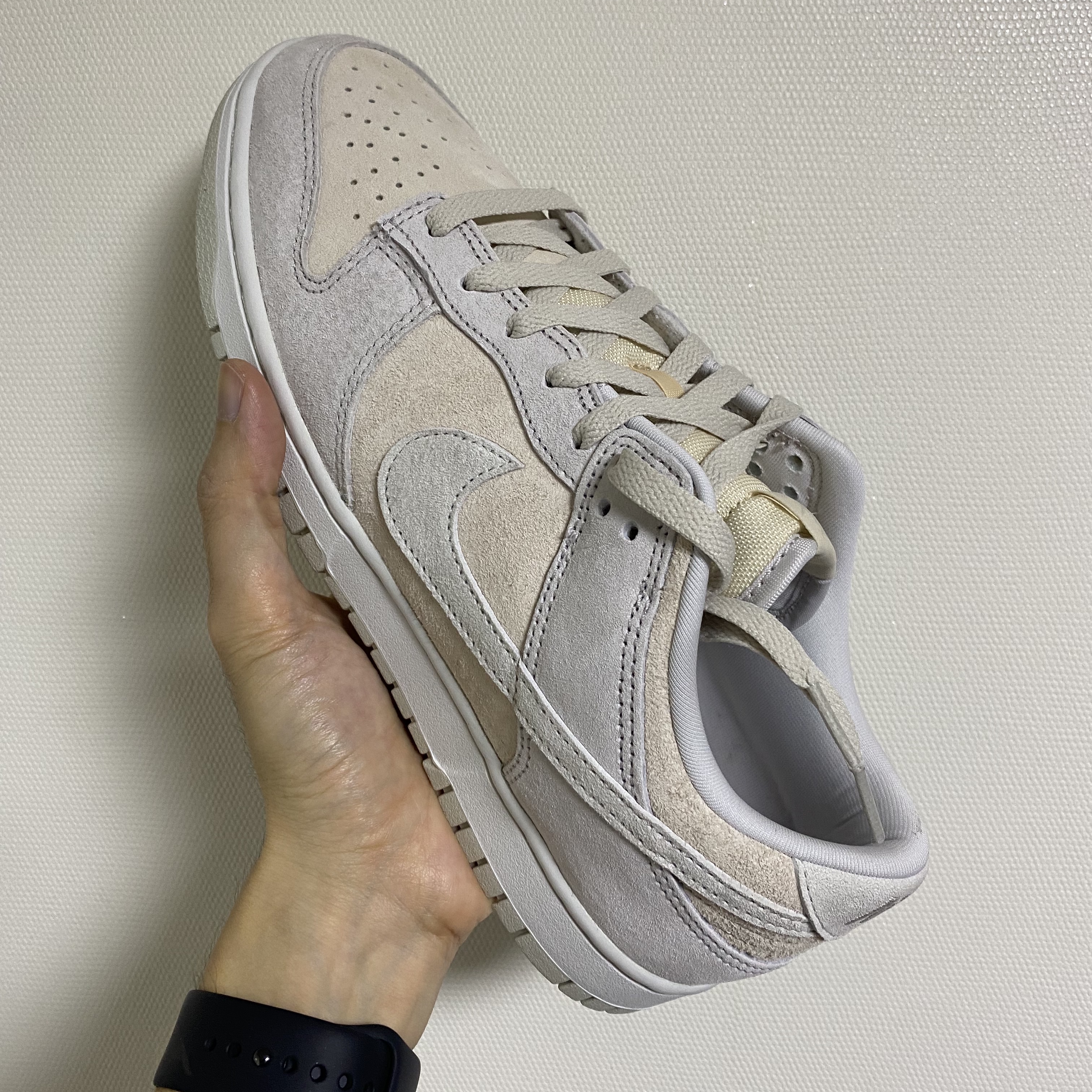 Nike Dunk Low Retro PRM Vast Grey 착용 스타일