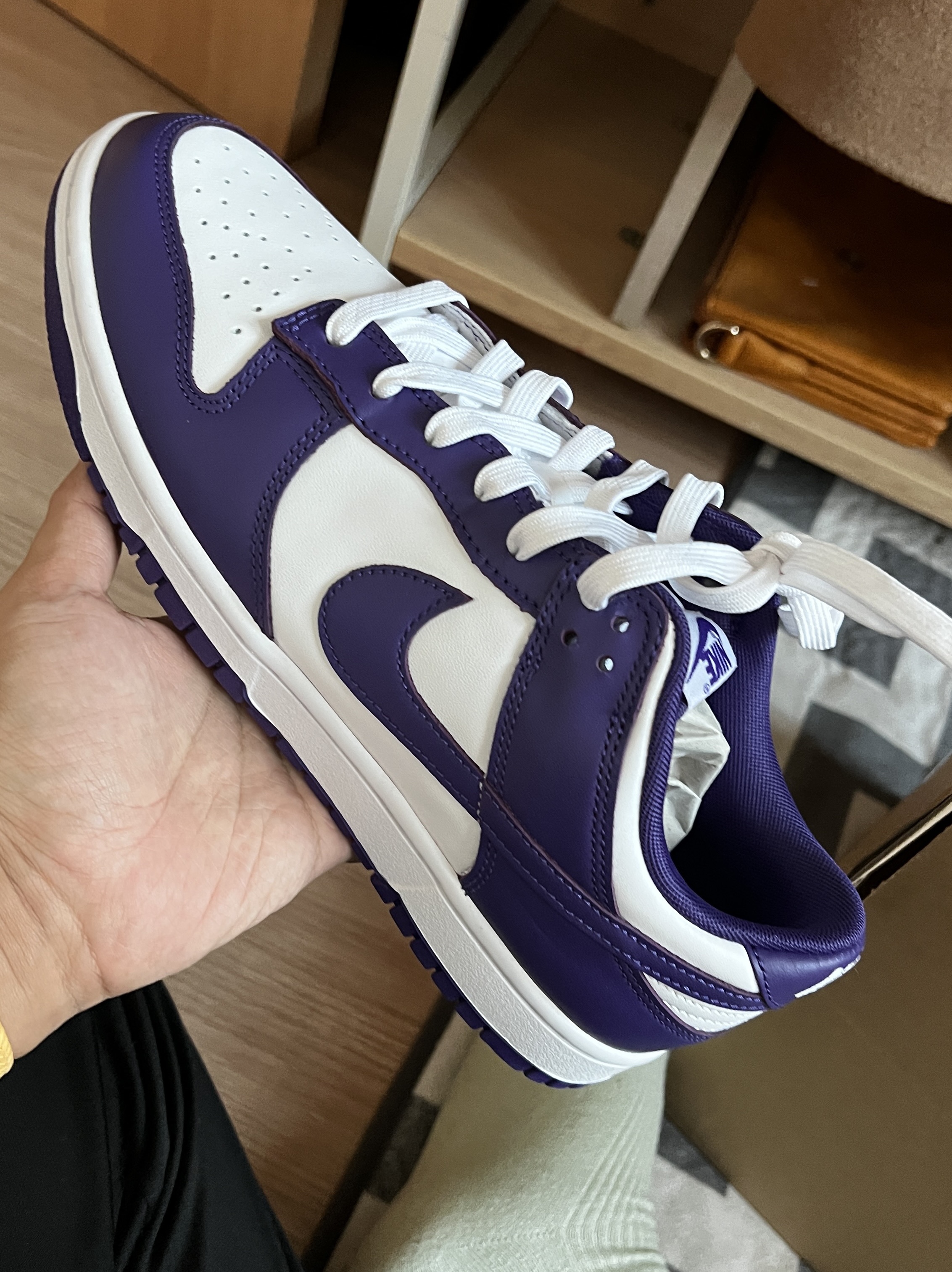 Nike Dunk Low Retro Championship Court Purple 착용 스타일