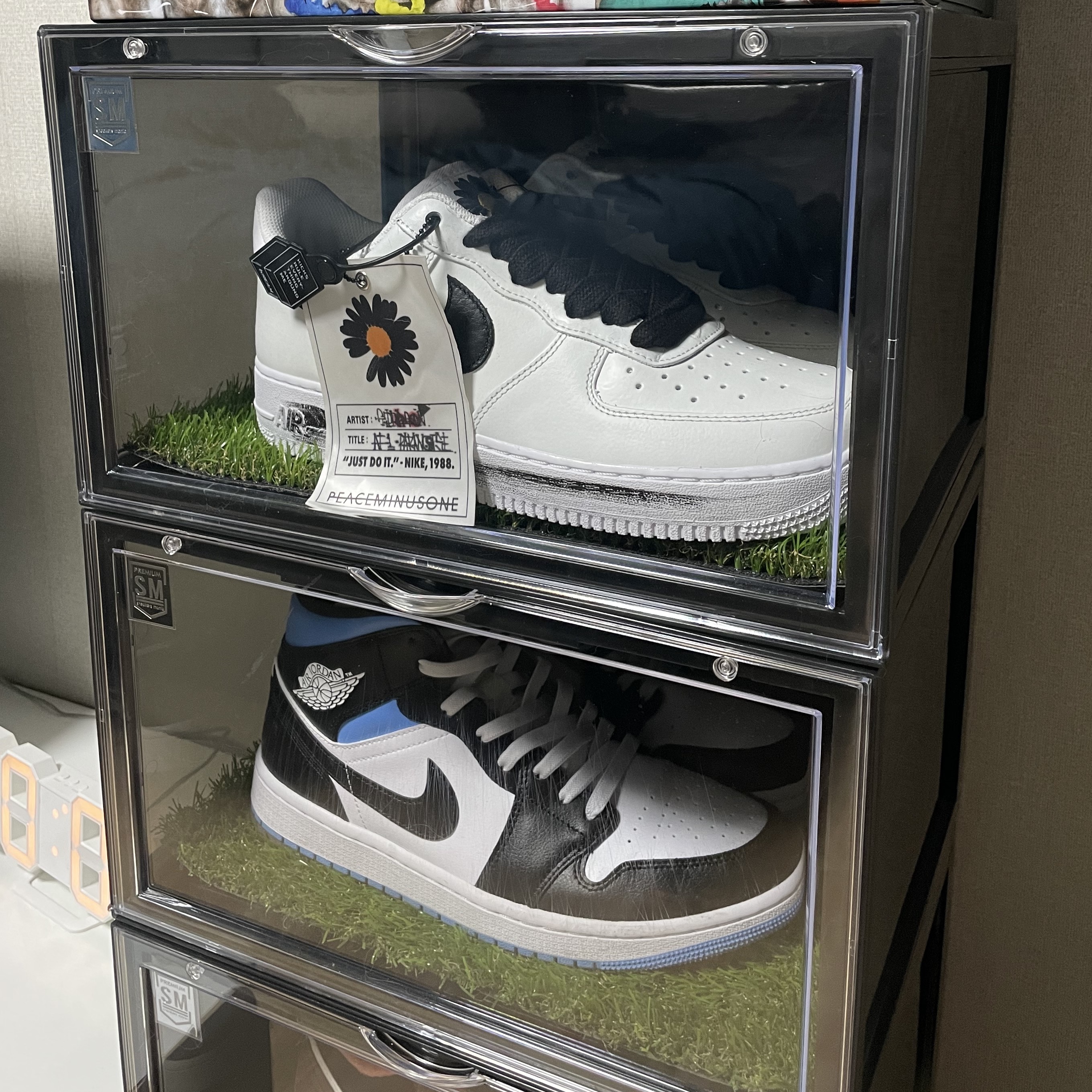 Nike x Peaceminusone Air Force 1 Low Para-Noise 2.0, (W) Jordan 1 Mid White Black University Blue 착용 스타일