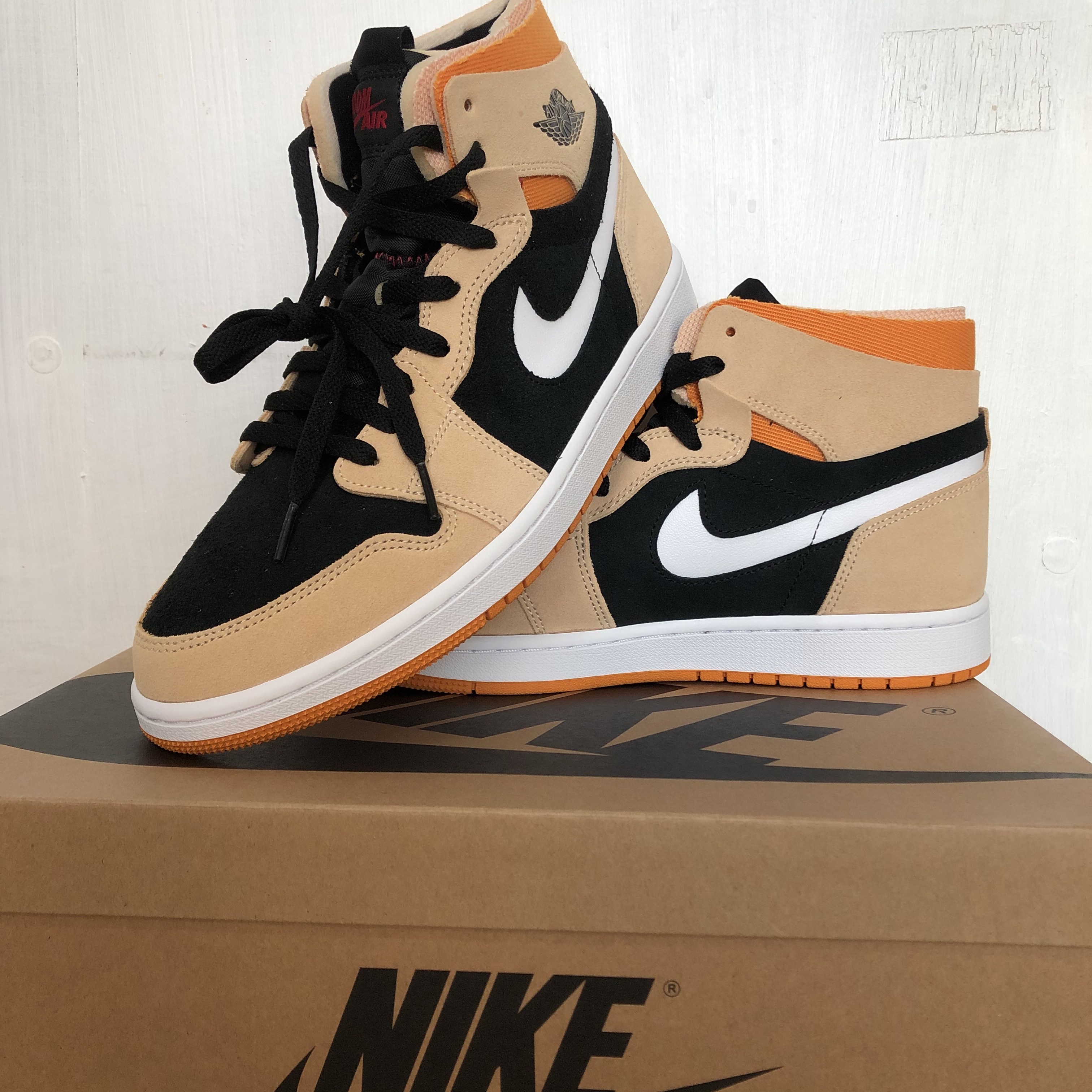 Jordan 1 Zoom Air CMFT Pumpkin Spice 착용 스타일