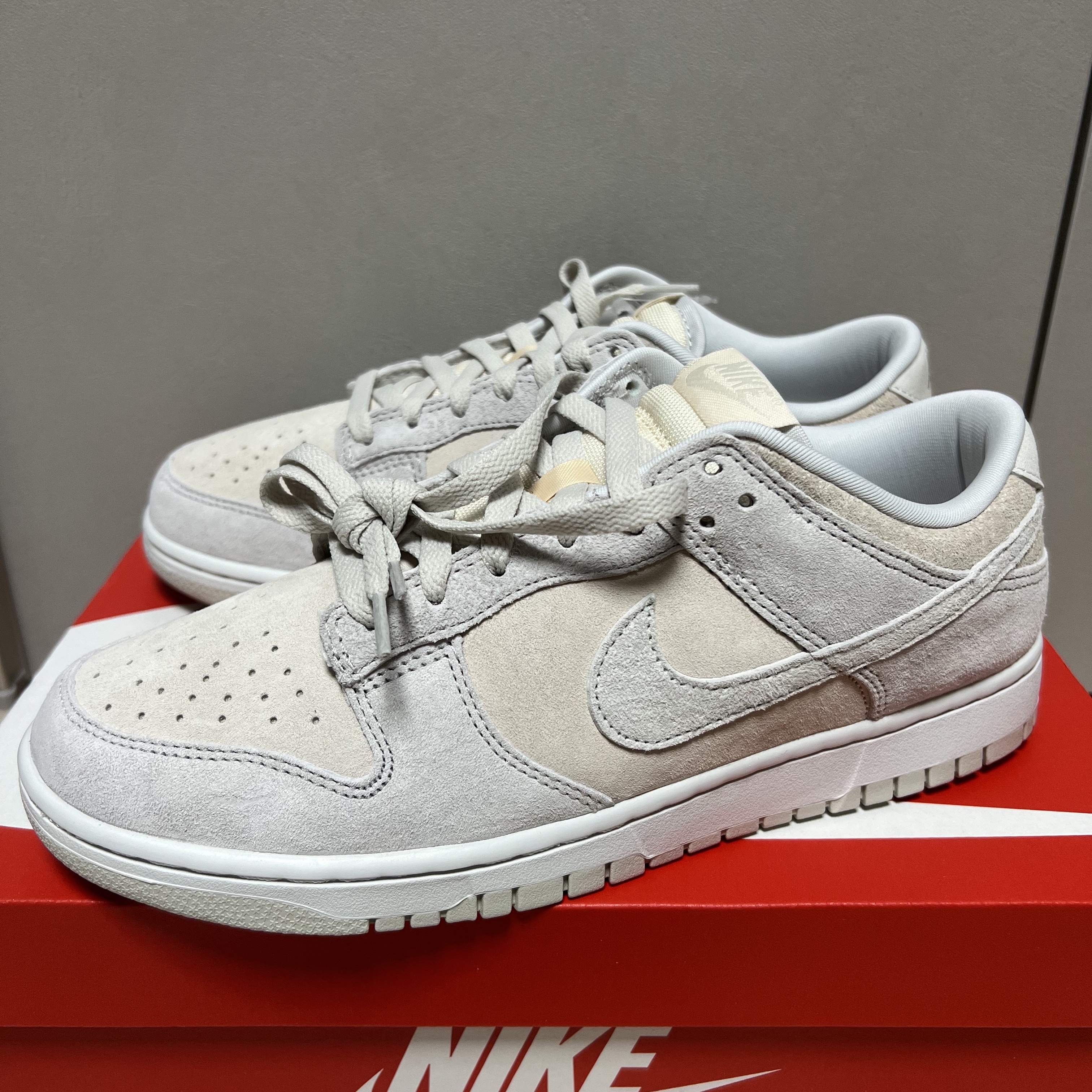 Nike Dunk Low Retro PRM Vast Grey 착용 스타일